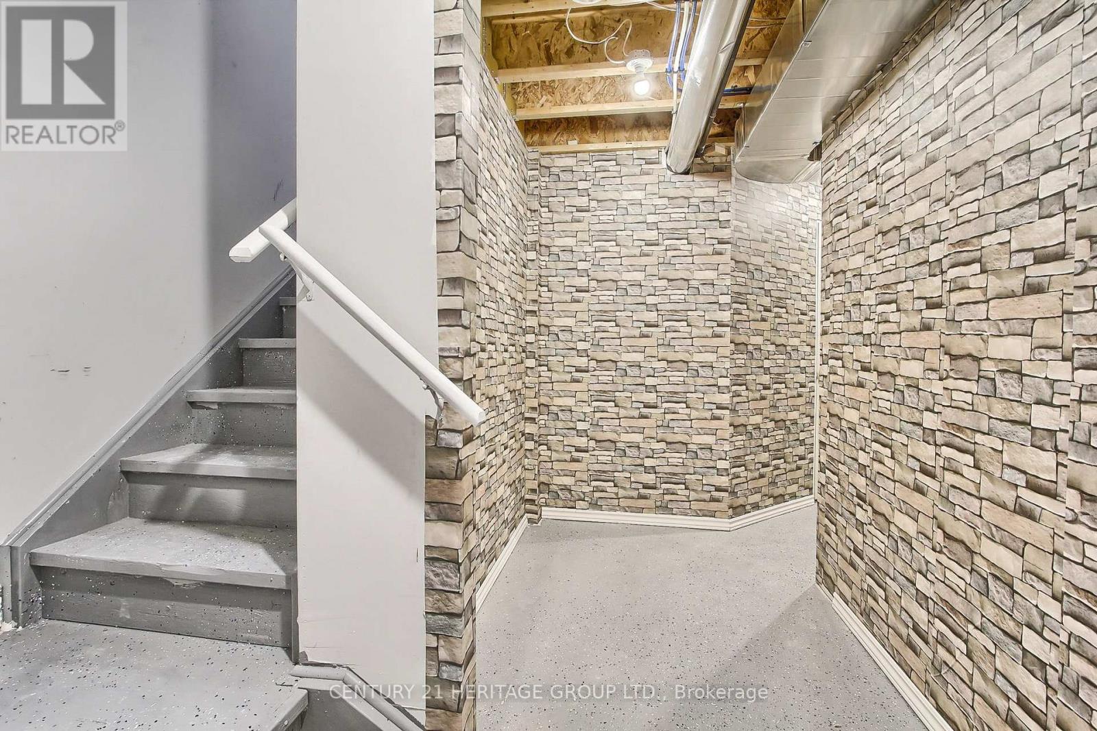 71 Woodhaven Avenue, Aurora, Ontario  L4G 3Y2 - Photo 23 - N12566288