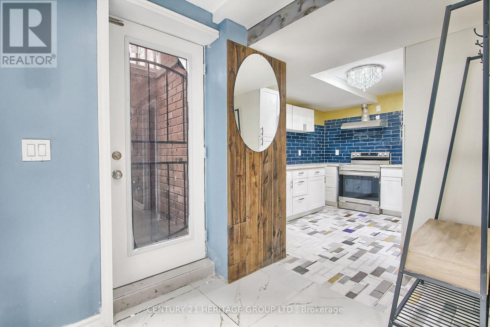 71 Woodhaven Avenue, Aurora, Ontario  L4G 3Y2 - Photo 24 - N12566288