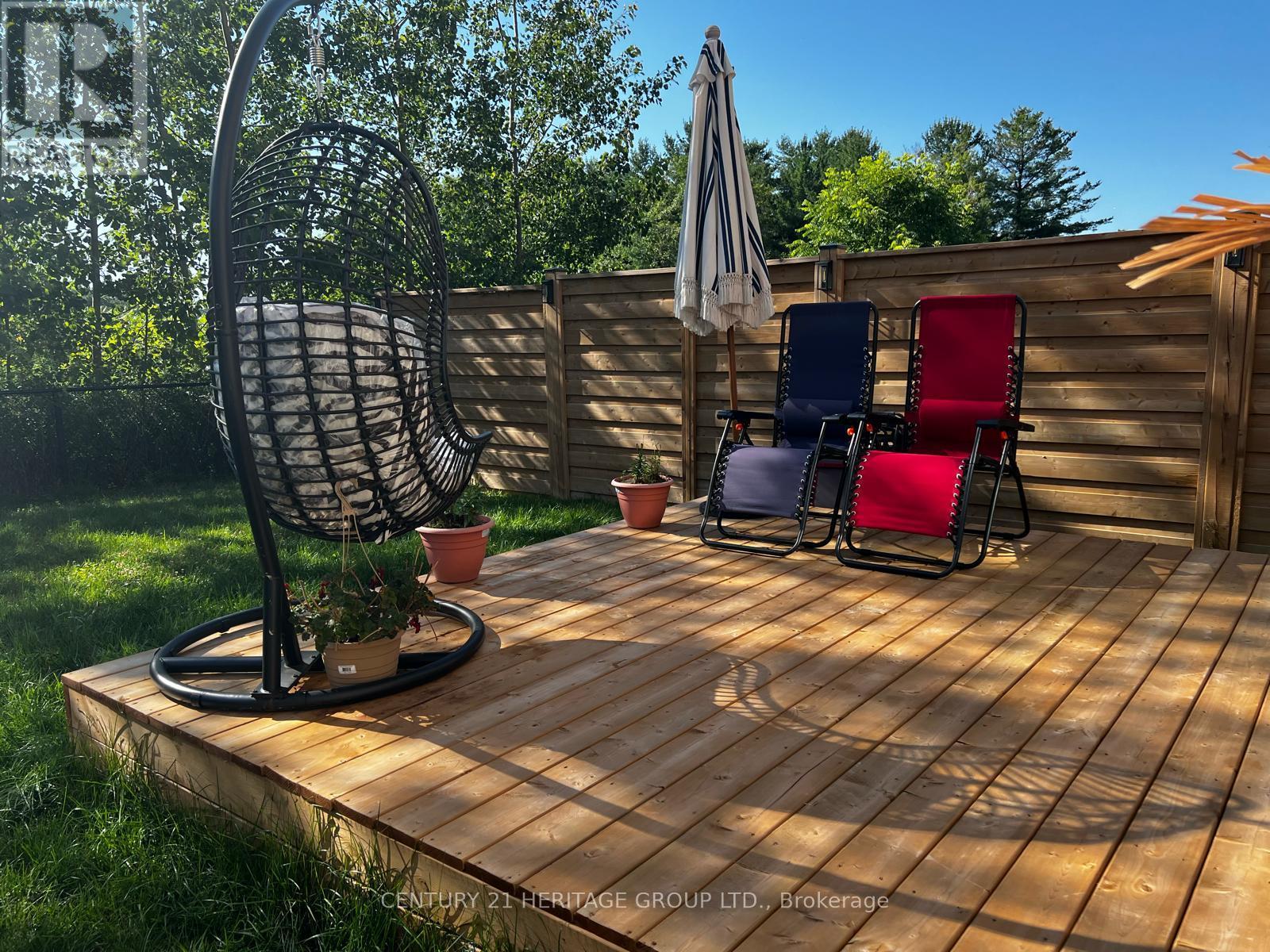 71 Woodhaven Avenue, Aurora, Ontario  L4G 3Y2 - Photo 33 - N12566288