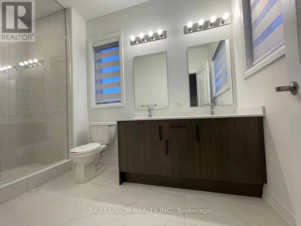 70 Tipp Drive, Richmond Hill, Ontario  L4E 1J3 - Photo 15 - N12566304