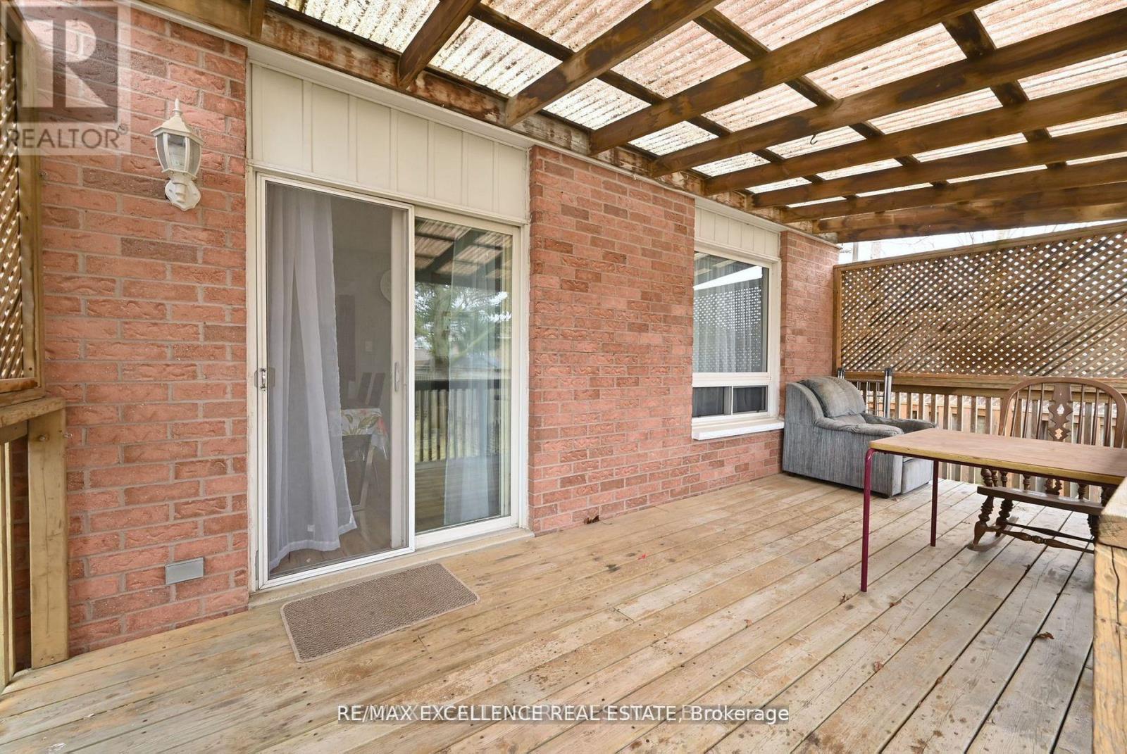 115 Beattie Avenue, New Tecumseth, Ontario  L9K 1C3 - Photo 12 - N12566316