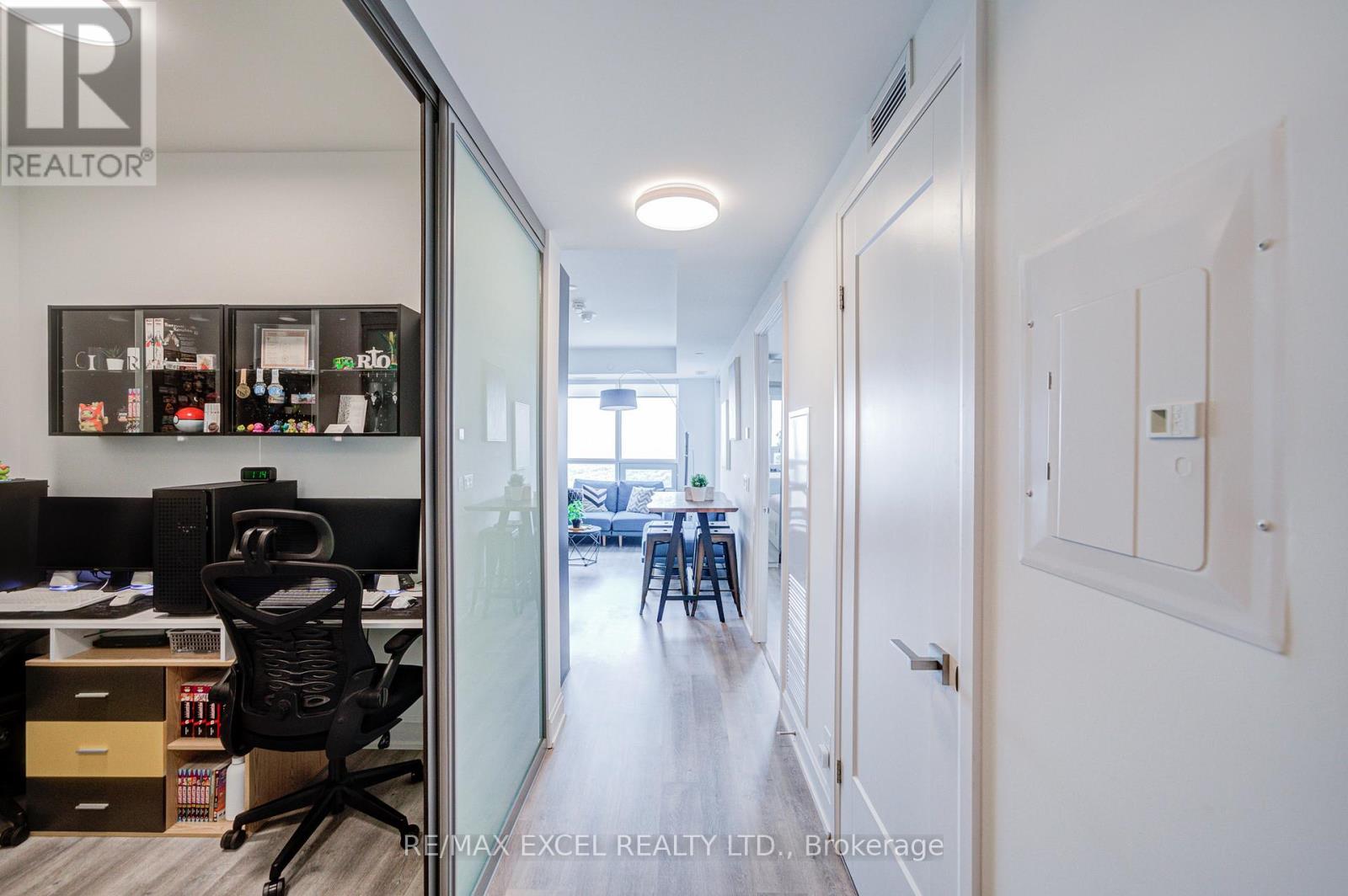 2815 - 12 Gandhi Lane, Markham, Ontario  L3T 0G8 - Photo 10 - N12566326