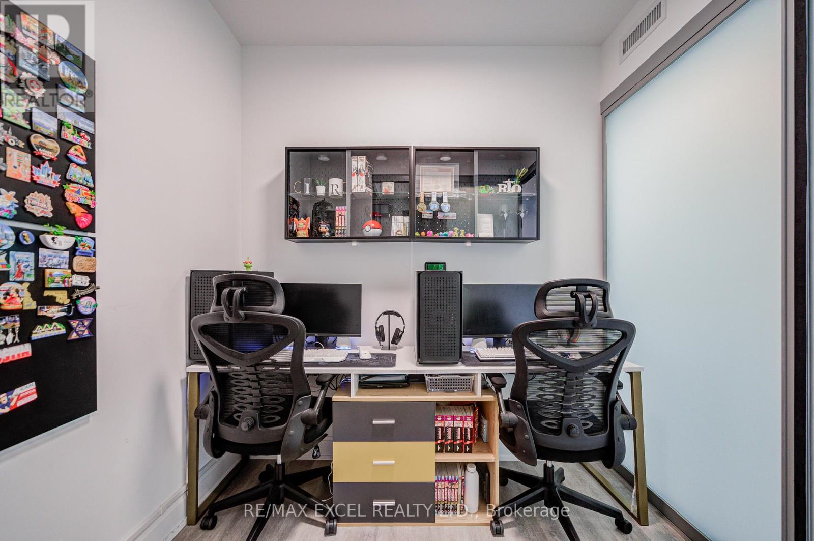 2815 - 12 Gandhi Lane, Markham, Ontario  L3T 0G8 - Photo 17 - N12566326