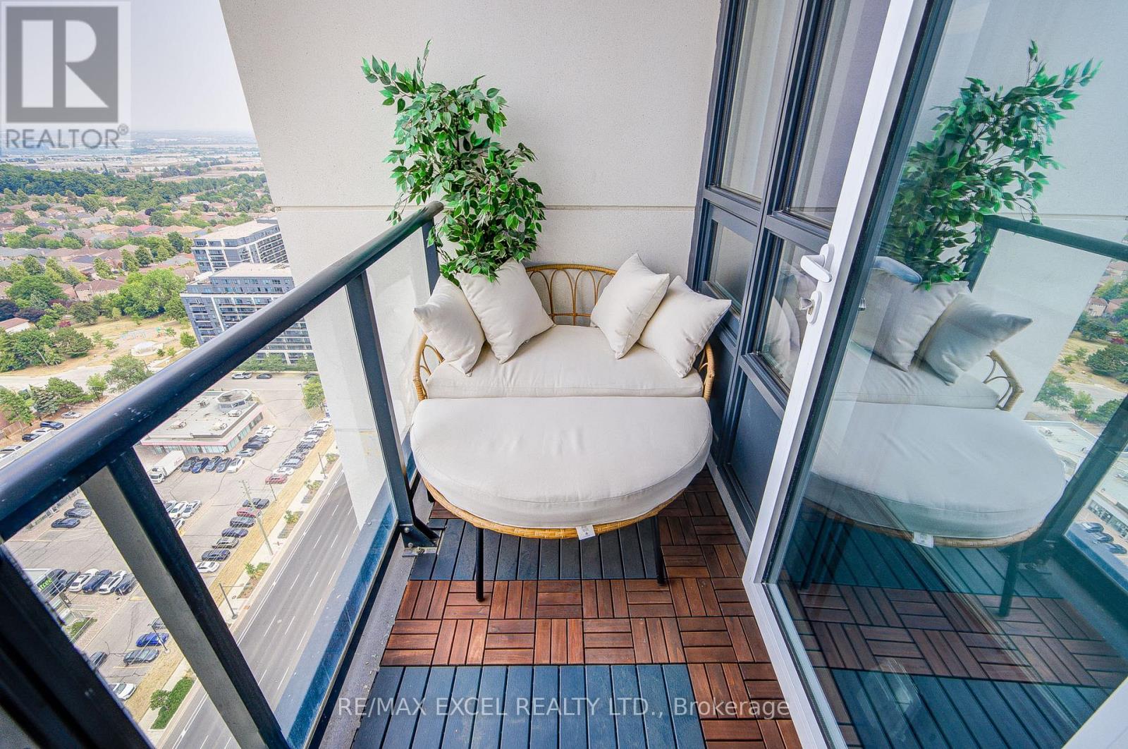 2815 - 12 Gandhi Lane, Markham, Ontario  L3T 0G8 - Photo 43 - N12566326