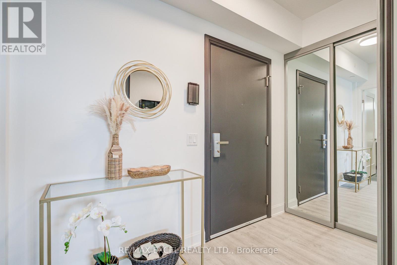 2815 - 12 Gandhi Lane, Markham, Ontario  L3T 0G8 - Photo 8 - N12566326