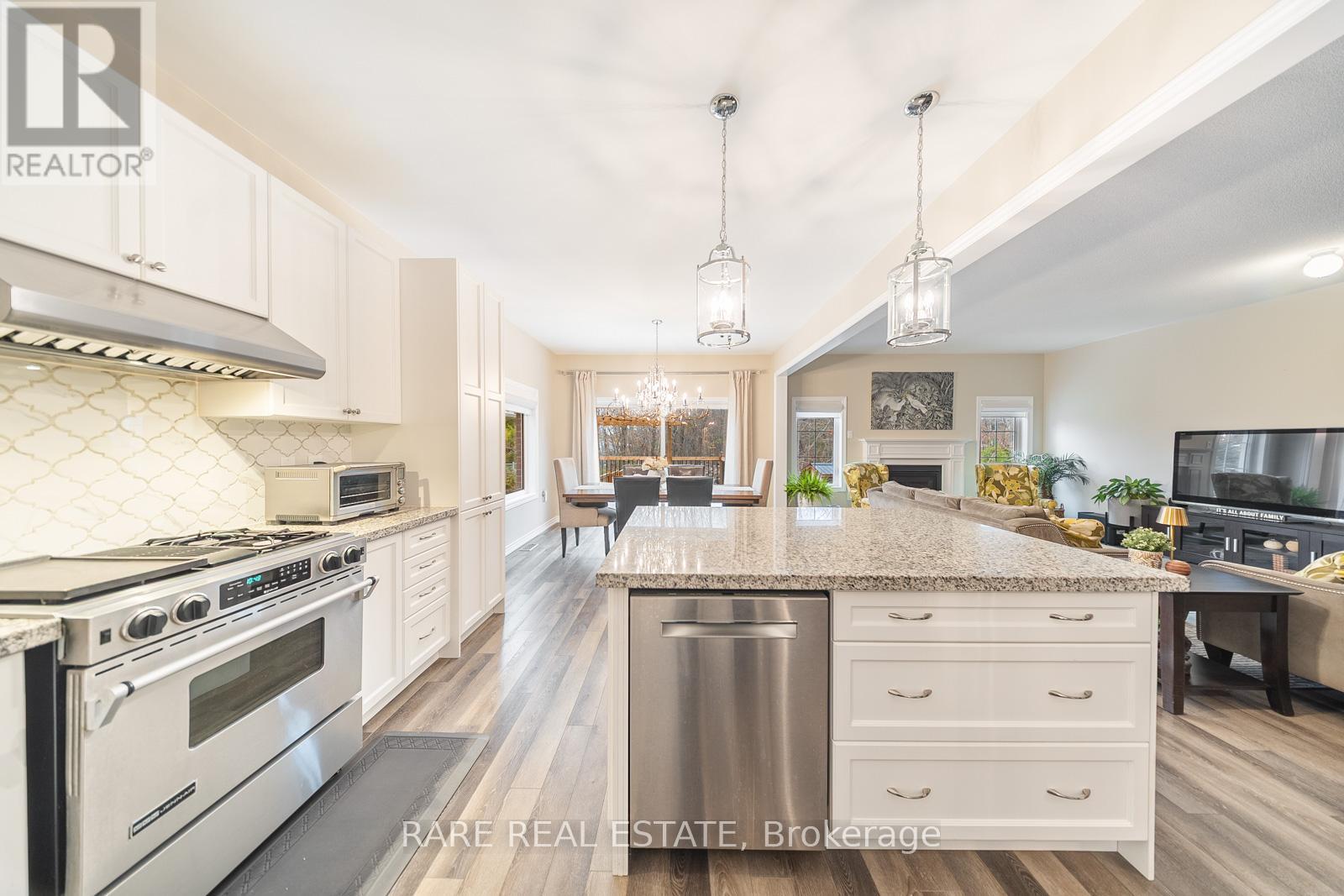 1767 Emberton Way, Innisfil, Ontario  L9S 0N4 - Photo 17 - N12566338