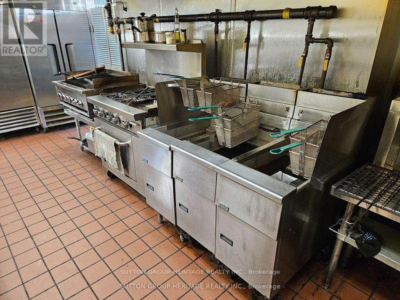 1 - 9720 Dufferin Street, Vaughan, Ontario  L6A 4L6 - Photo 29 - N12566360