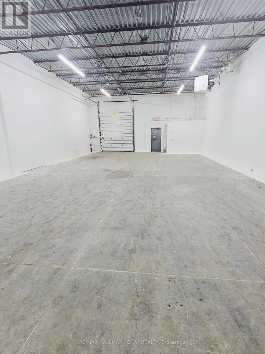 6 - 90 Saunders Road, Barrie, Ontario  L4N 9G8 - Photo 4 - S12566348