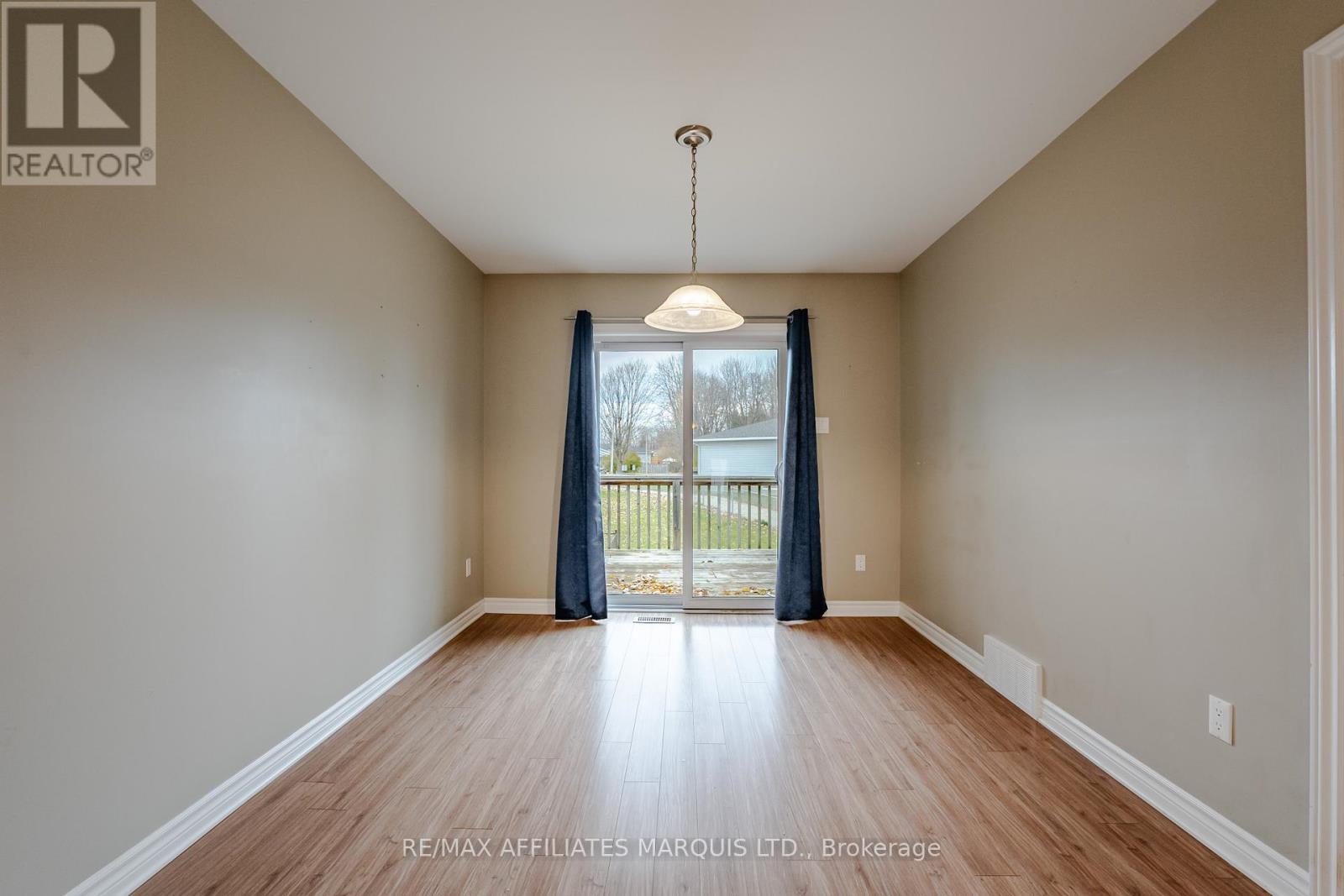 660 Hamilton Crescent, Cornwall, Ontario  K6H 7B5 - Photo 13 - X12566388