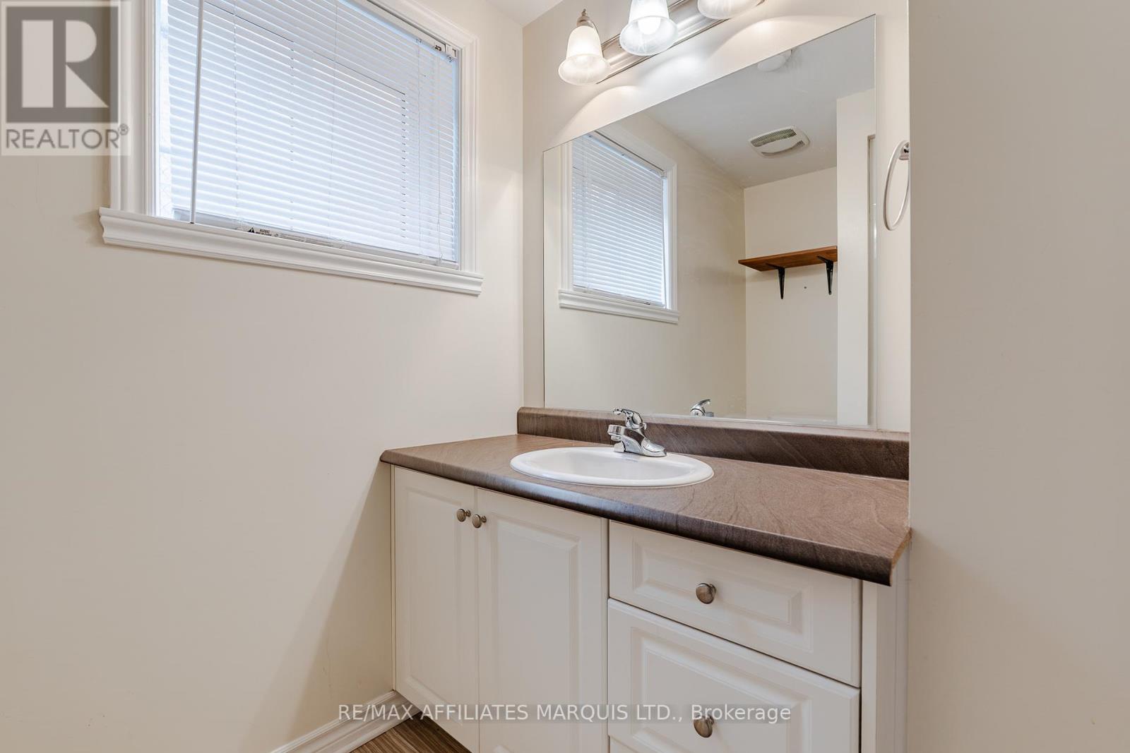 660 Hamilton Crescent, Cornwall, Ontario  K6H 7B5 - Photo 32 - X12566388