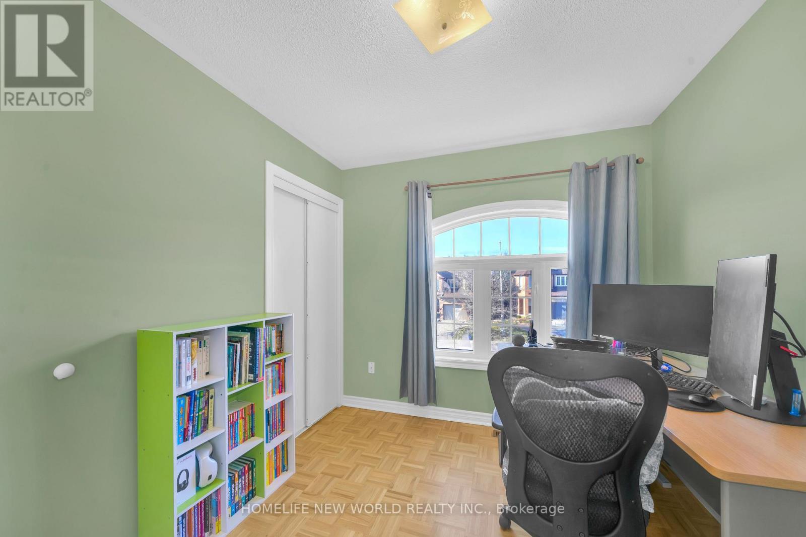 60 Bloomgate Crescent, Richmond Hill, Ontario  L4E 4E2 - Photo 18 - N12561216