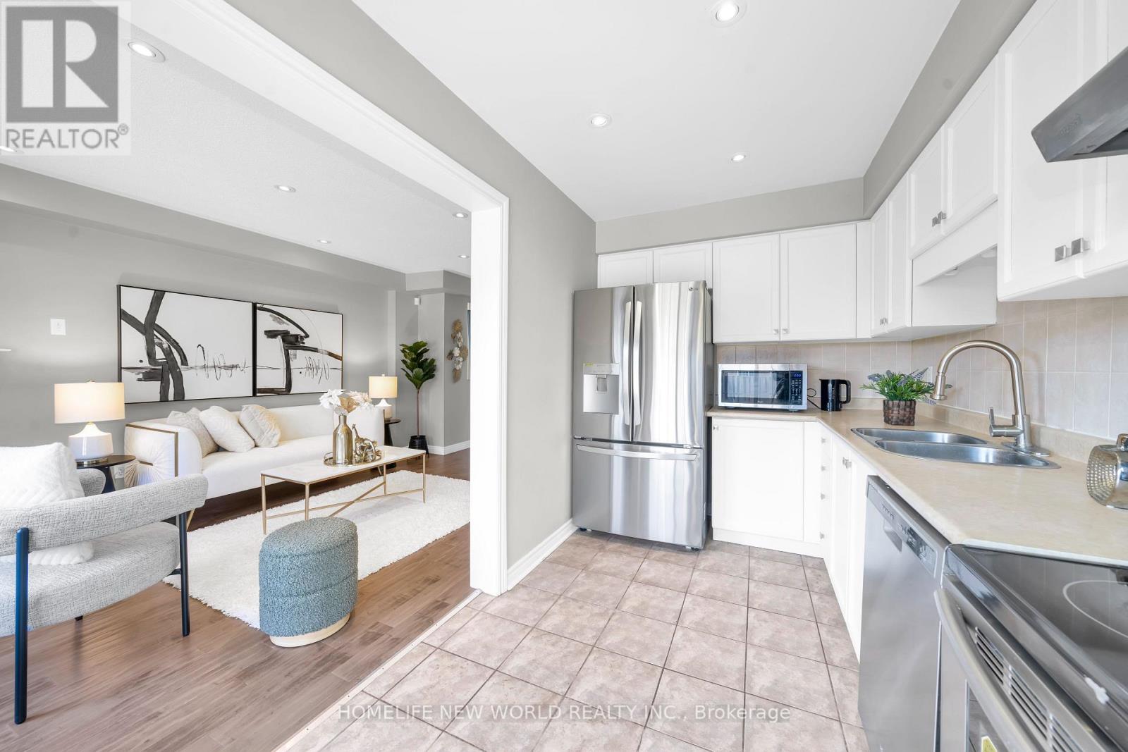 60 Bloomgate Crescent, Richmond Hill, Ontario  L4E 4E2 - Photo 12 - N12561216