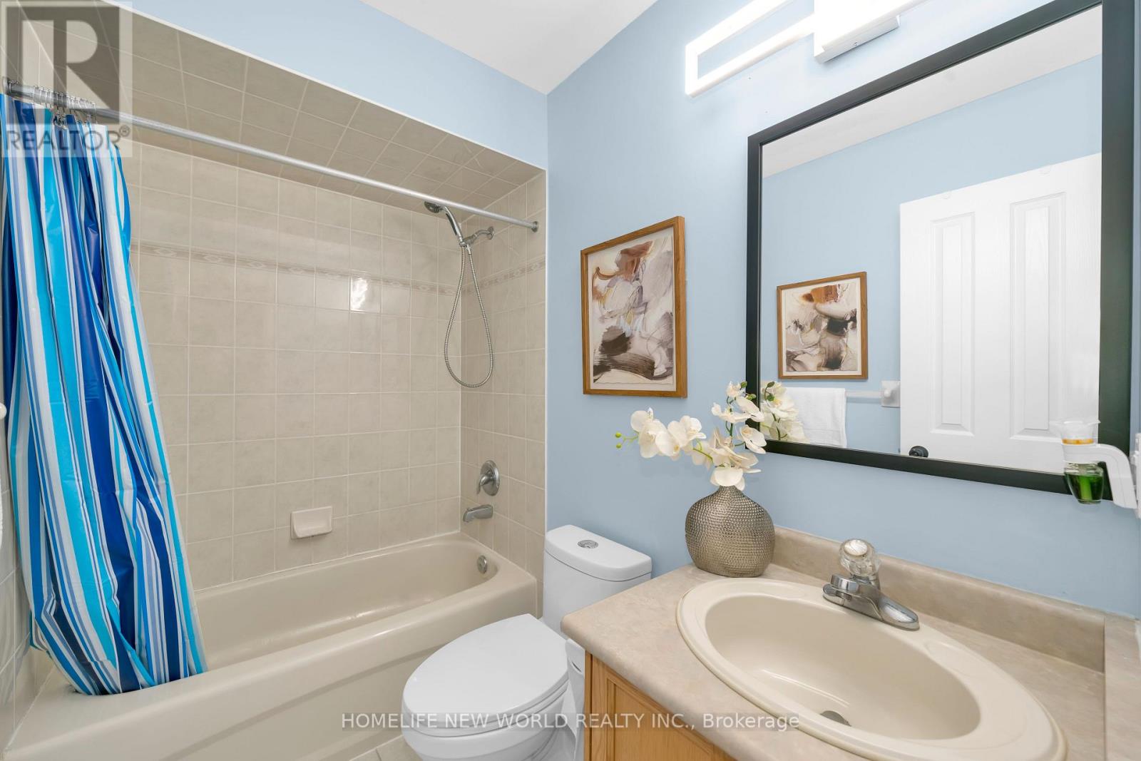 60 Bloomgate Crescent, Richmond Hill, Ontario  L4E 4E2 - Photo 16 - N12561216