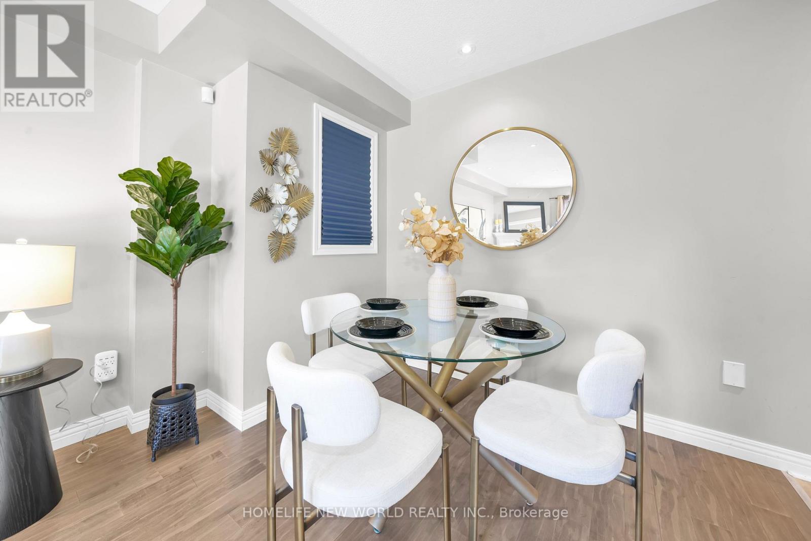 60 Bloomgate Crescent, Richmond Hill, Ontario  L4E 4E2 - Photo 6 - N12561216