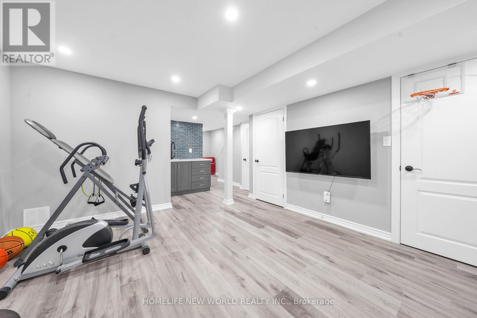 60 Bloomgate Crescent, Richmond Hill, Ontario  L4E 4E2 - Photo 27 - N12561216