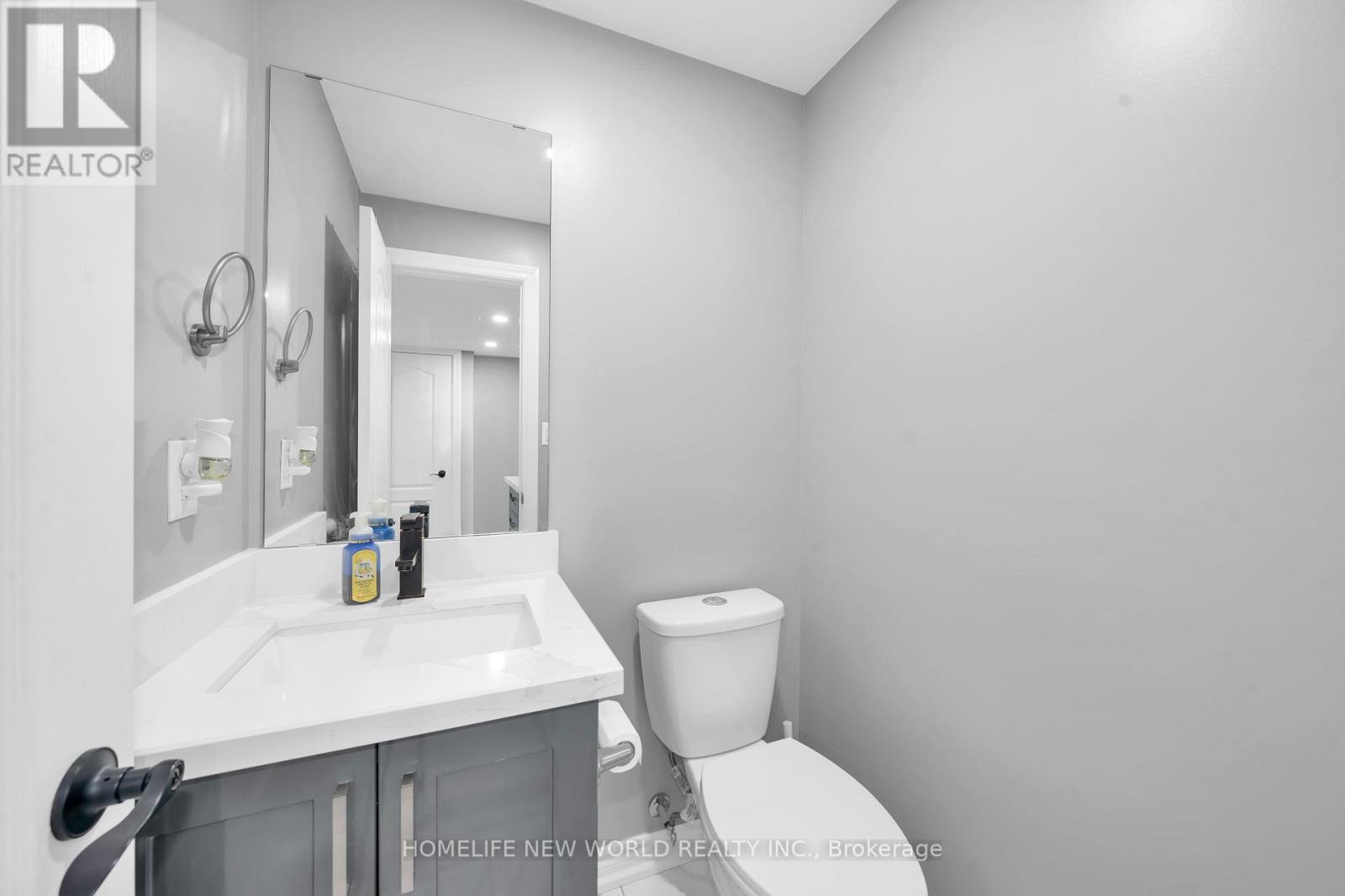 60 Bloomgate Crescent, Richmond Hill, Ontario  L4E 4E2 - Photo 24 - N12561216