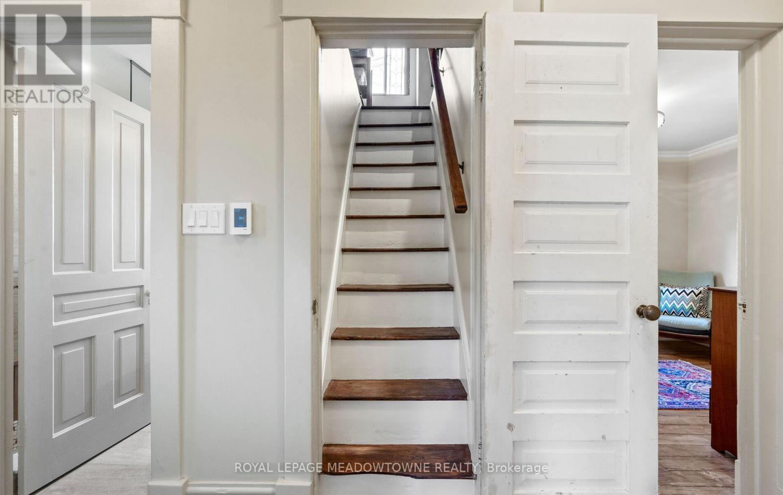 10 Union Street, Halton Hills, Ontario  L7G 3L9 - Photo 35 - W12566264