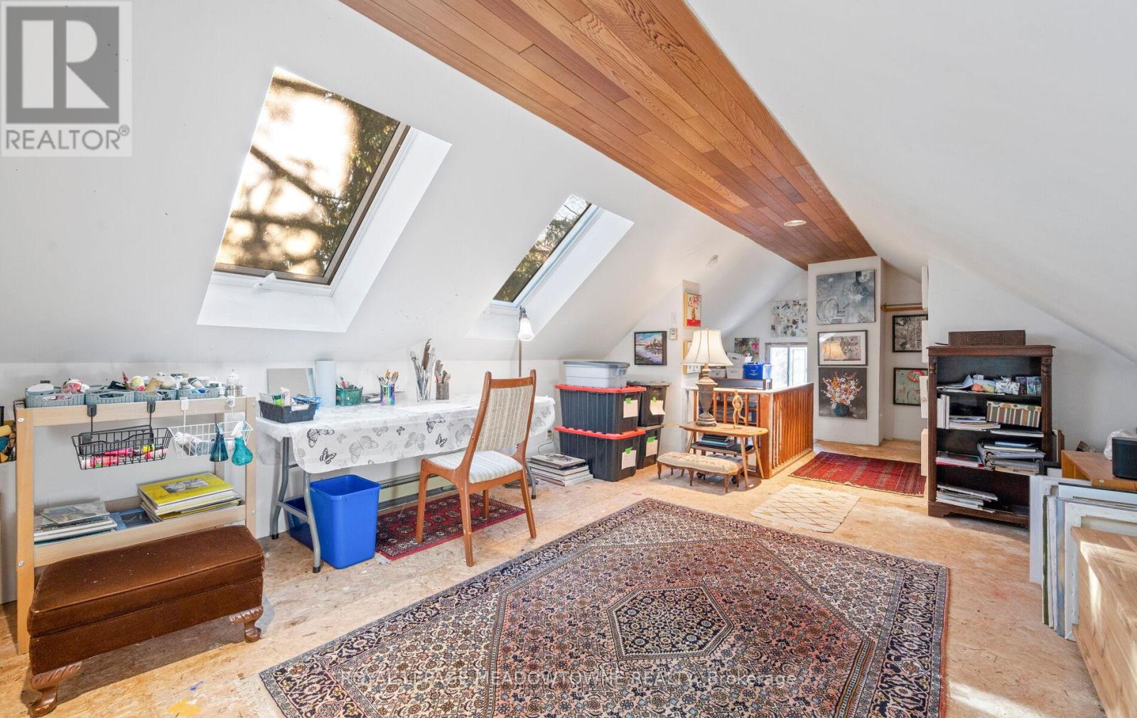 10 Union Street, Halton Hills, Ontario  L7G 3L9 - Photo 37 - W12566264