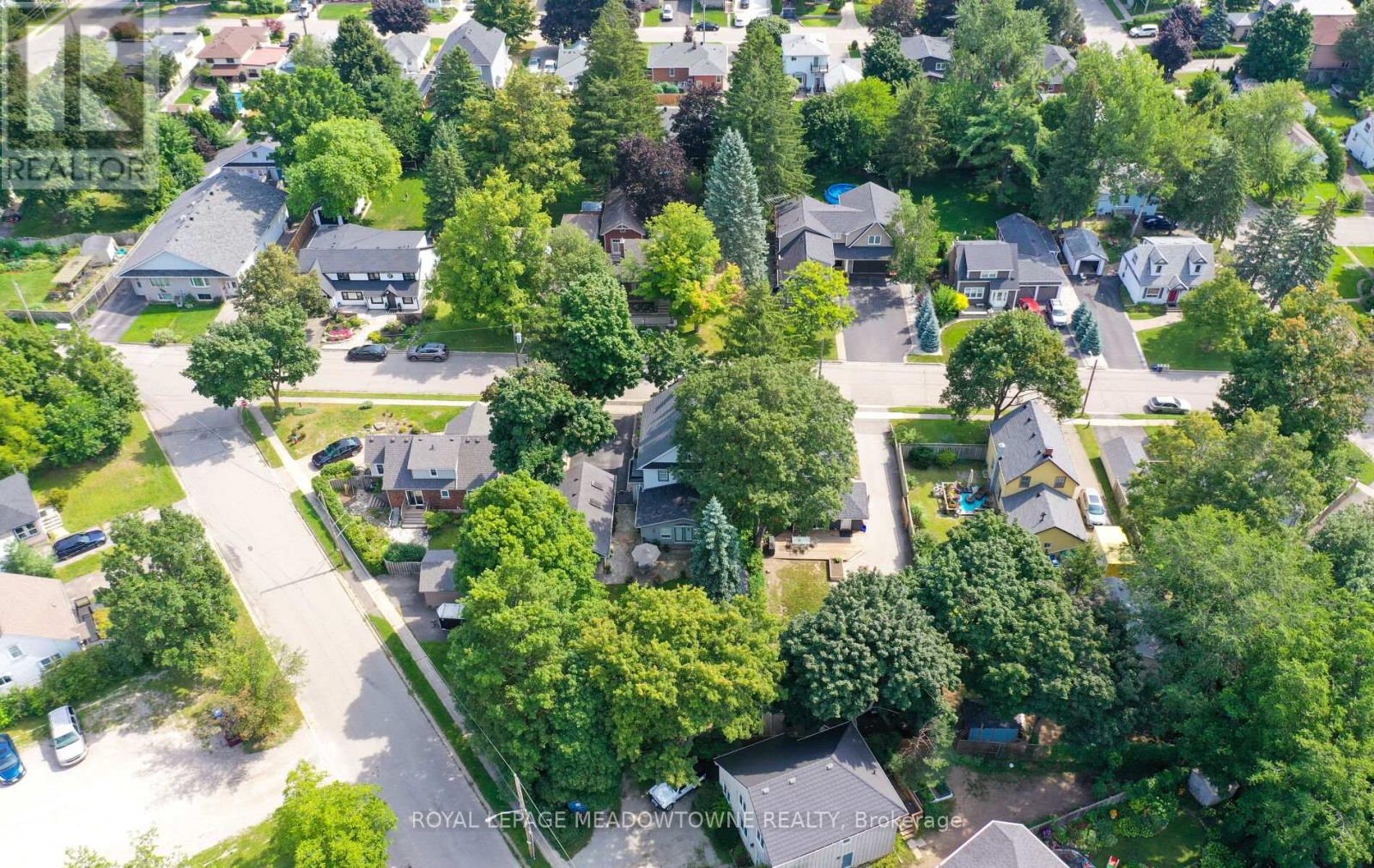 10 Union Street, Halton Hills, Ontario  L7G 3L9 - Photo 48 - W12566264