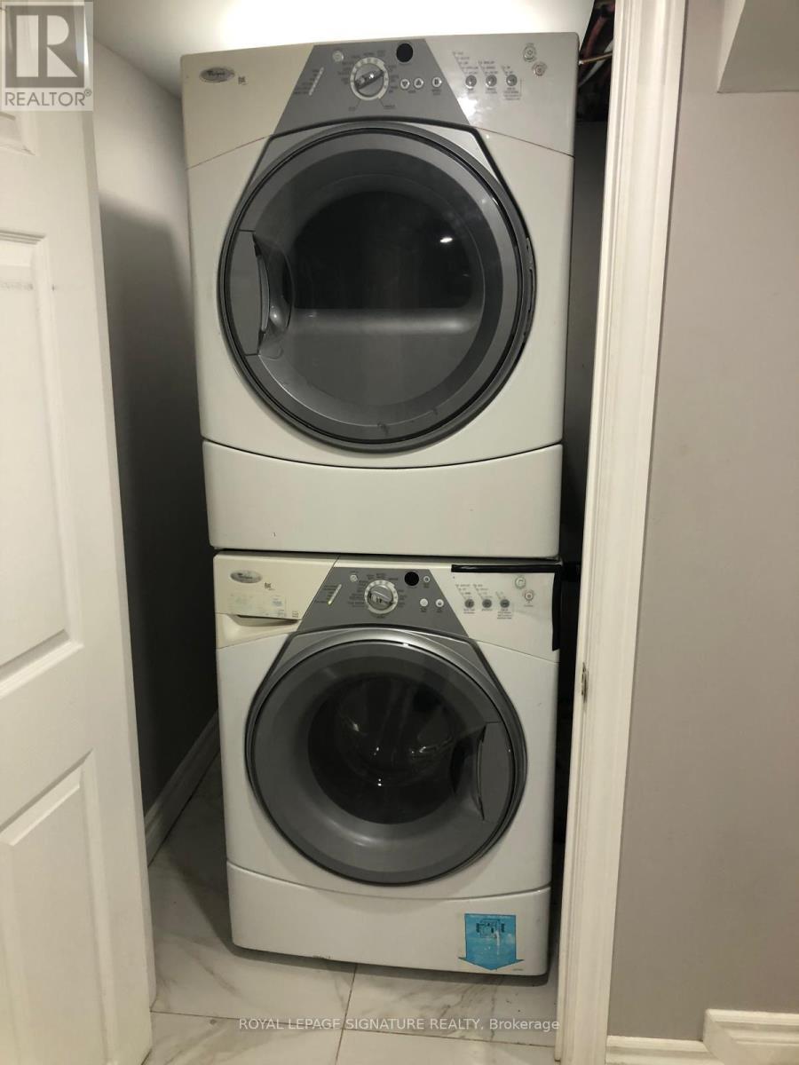 57 Mccrimmon Drive, Brampton, Ontario  L7A 2Z5 - Photo 4 - W12566308