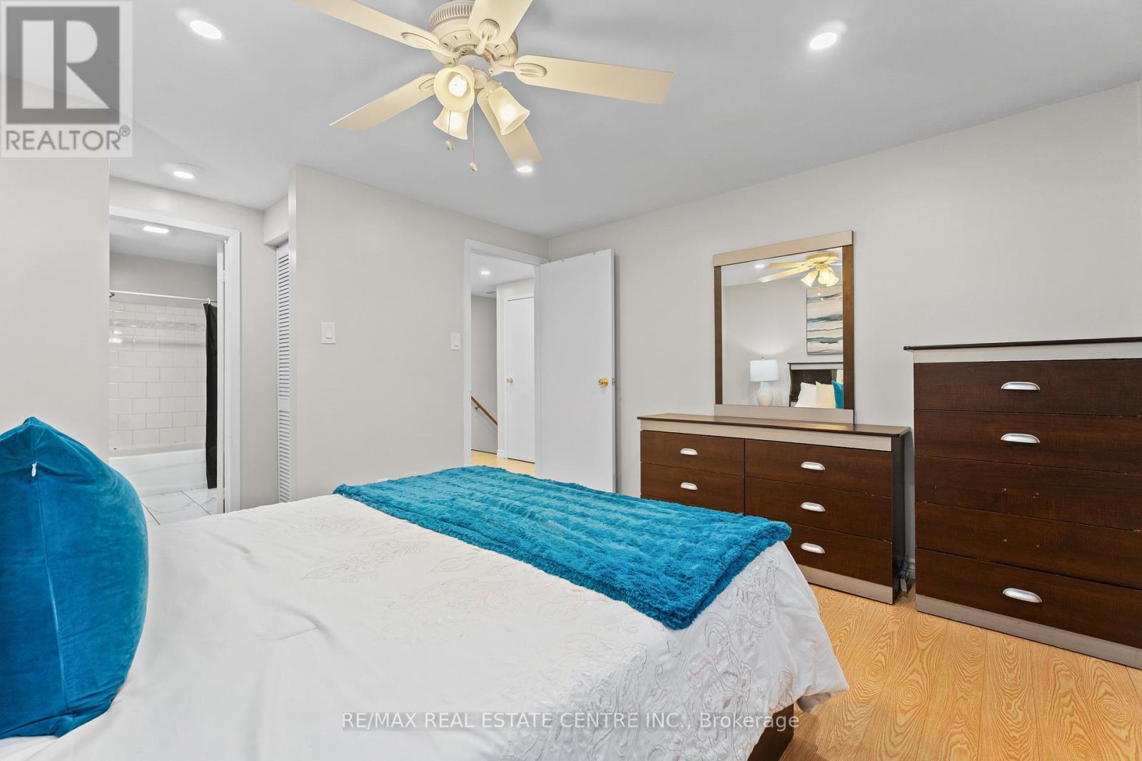 23 Jefferson Road, Brampton, Ontario  L6S 2G6 - Photo 32 - W12566344