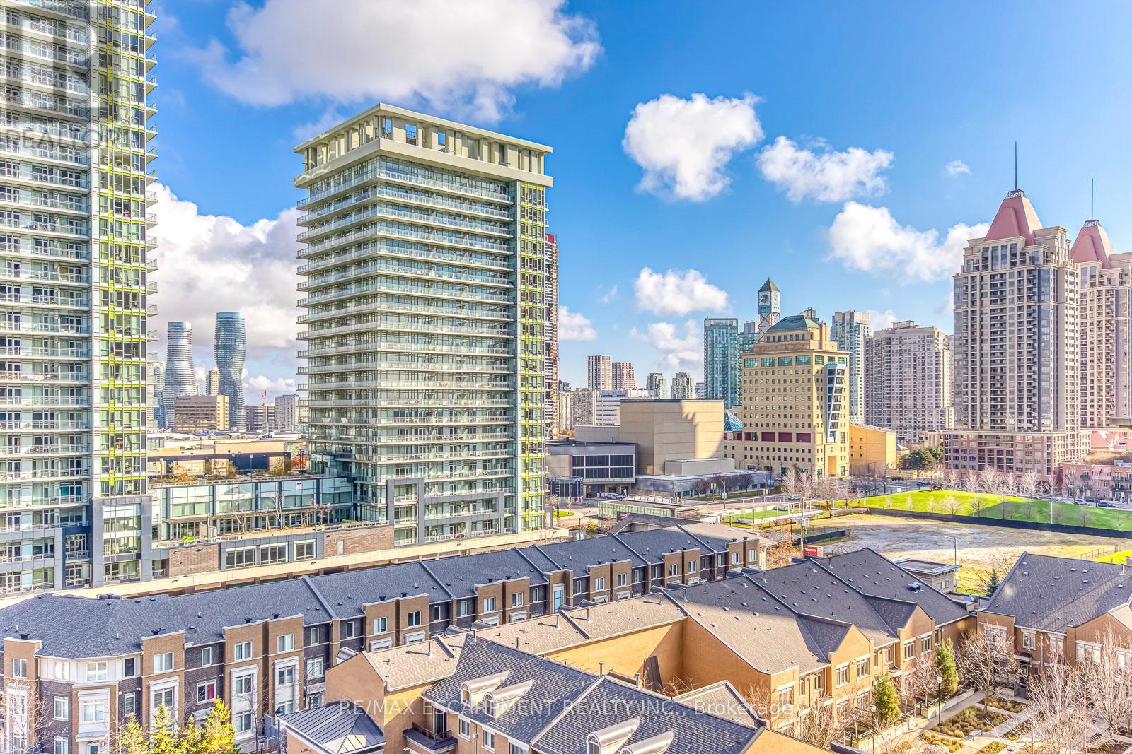 806 - 395 Square One Drive, Mississauga, Ontario  L5B 0P6 - Photo 17 - W12566356