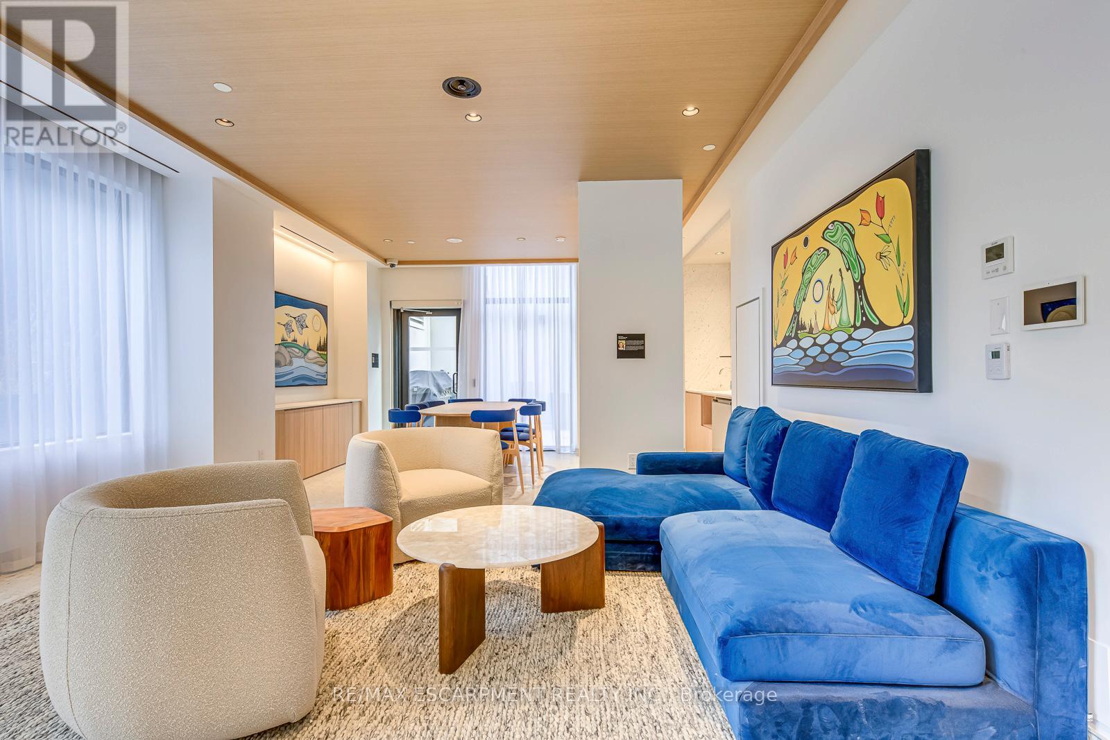 806 - 395 Square One Drive, Mississauga, Ontario  L5B 0P6 - Photo 28 - W12566356