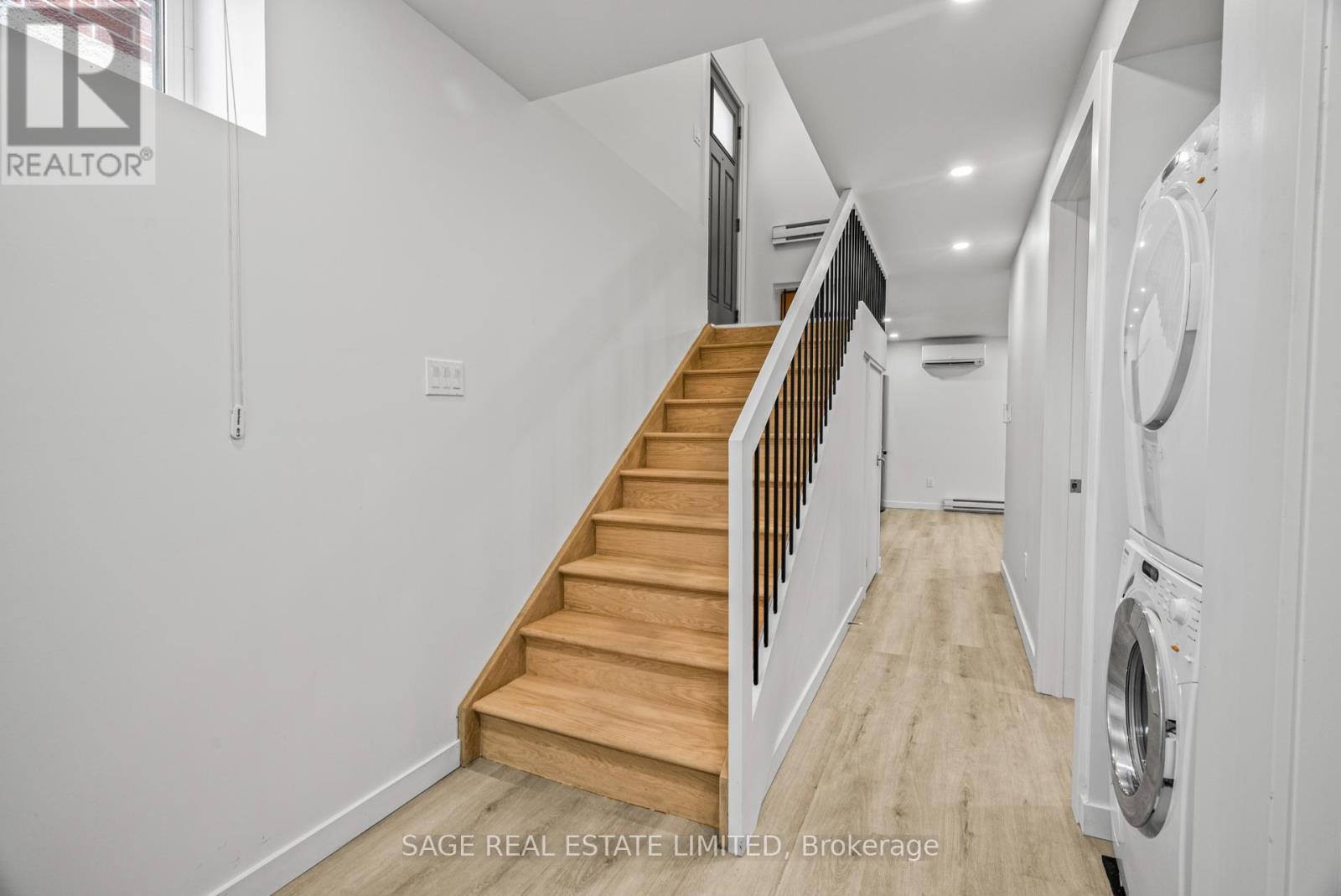 Lower - 25 Chamberlain Avenue, Toronto, Ontario  M6E 4J7 - Photo 34 - W12566374