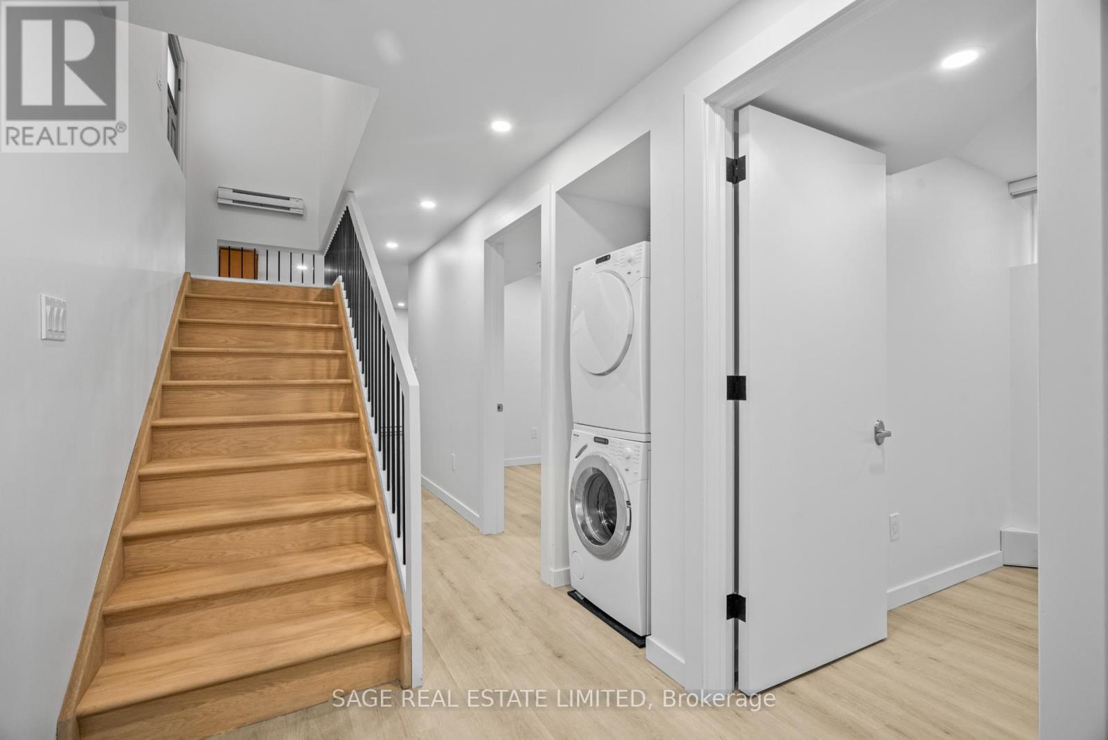 Lower - 25 Chamberlain Avenue, Toronto, Ontario  M6E 4J7 - Photo 35 - W12566374