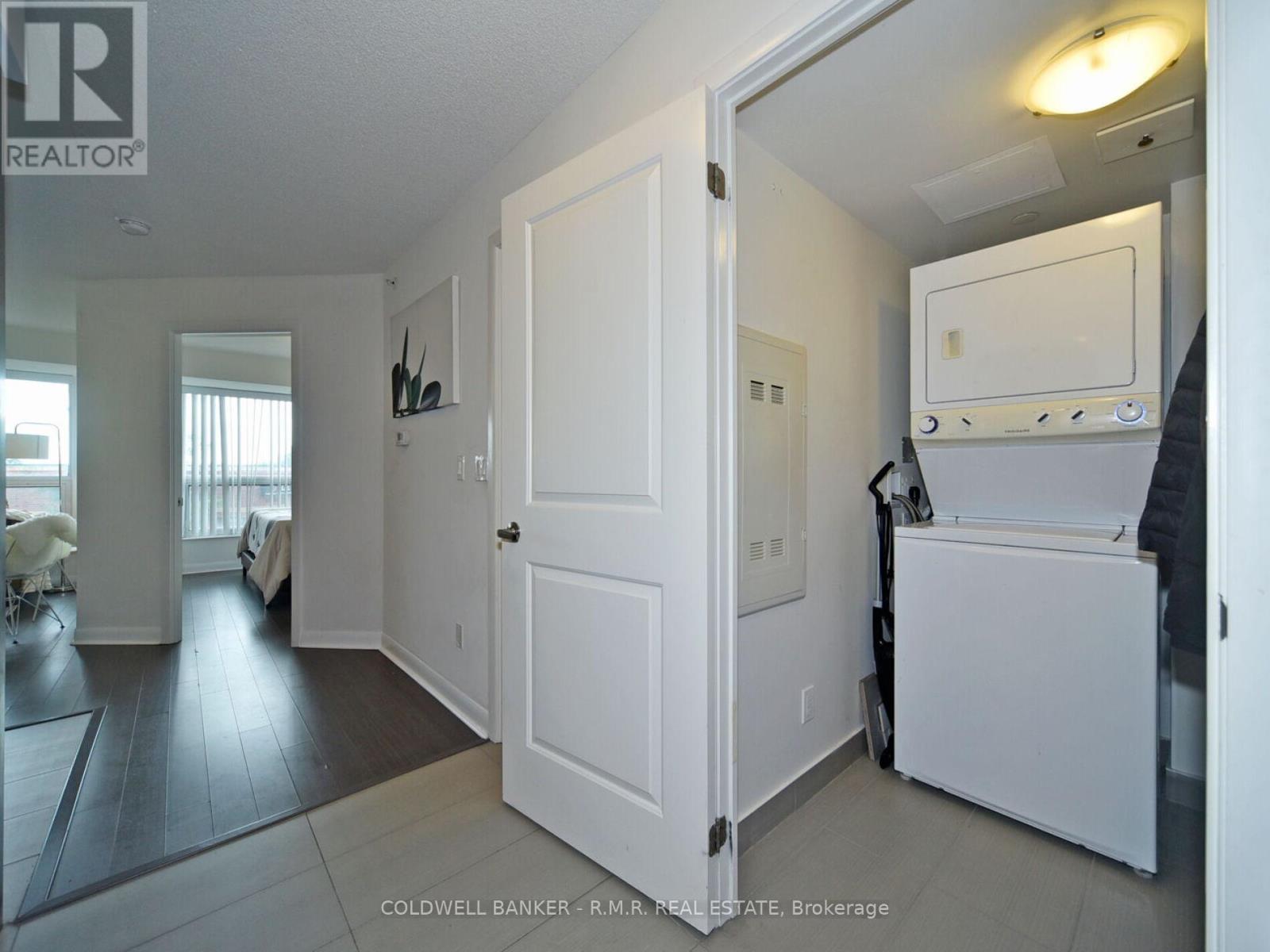 211 - 75 Norman Bethune Avenue, Richmond Hill, Ontario  L4B 0B6 - Photo 19 - N12566566