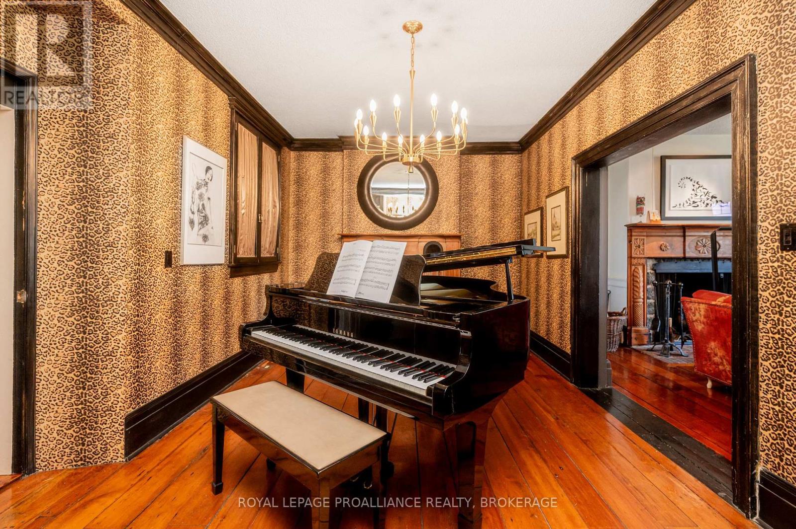 1863 Sydenham Road, Kingston, Ontario  K7L 4V4 - Photo 12 - X12566602