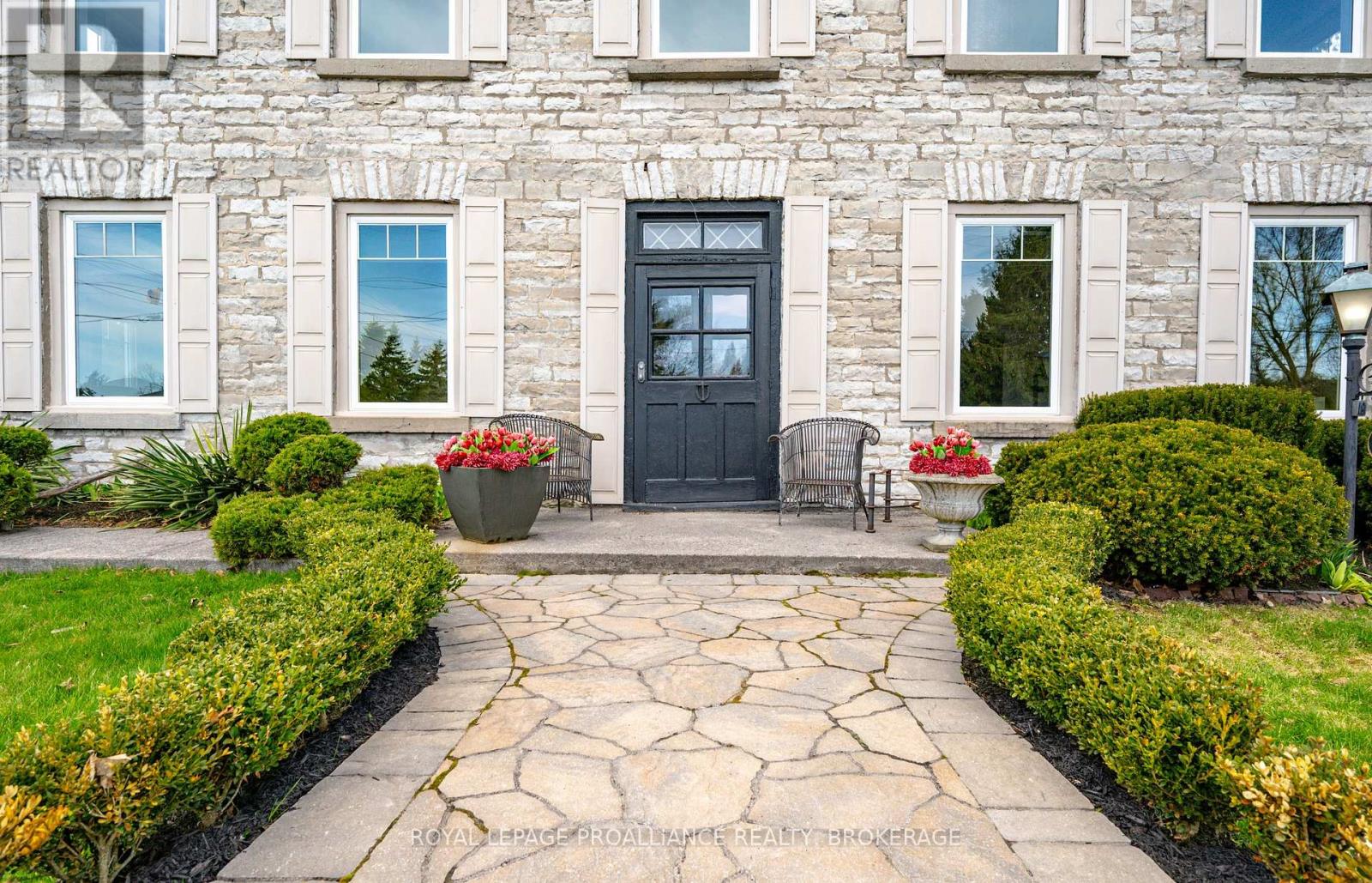 1863 Sydenham Road, Kingston, Ontario  K7L 4V4 - Photo 6 - X12566602