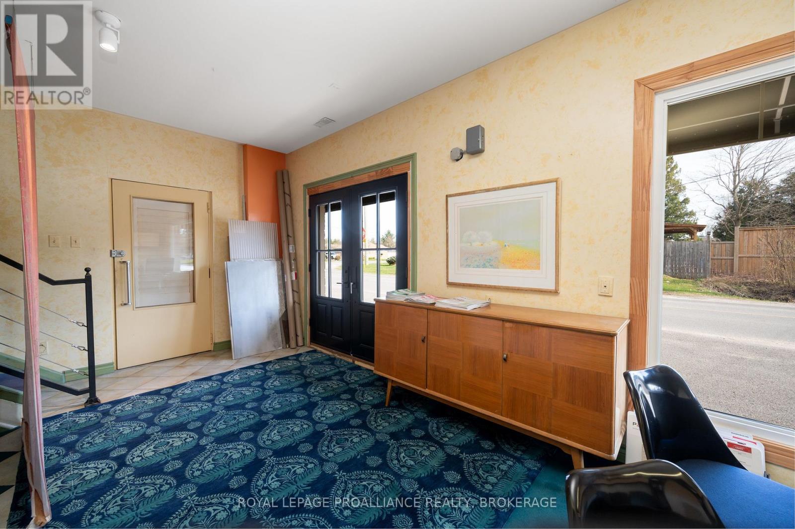 1863 Sydenham Road, Kingston, Ontario  K7L 4V4 - Photo 3 - X12566646