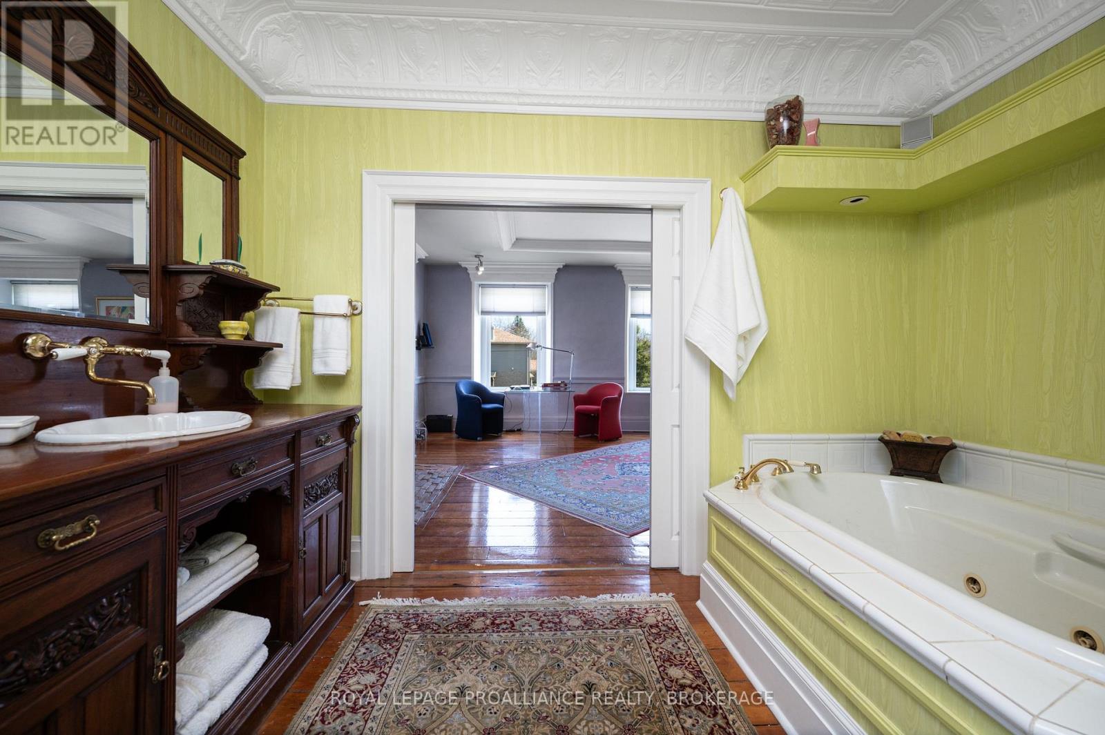 1863 Sydenham Road, Kingston, Ontario  K7L 4V4 - Photo 37 - X12566646