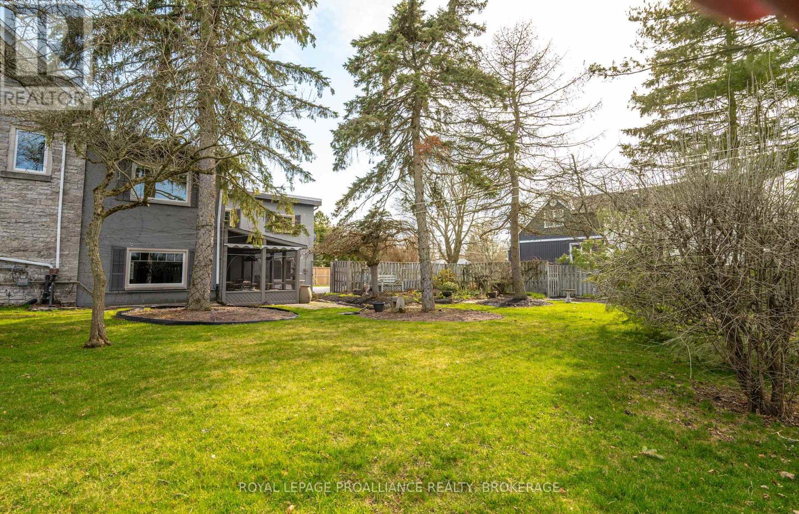 1863 Sydenham Road, Kingston, Ontario  K7L 4V4 - Photo 46 - X12566646