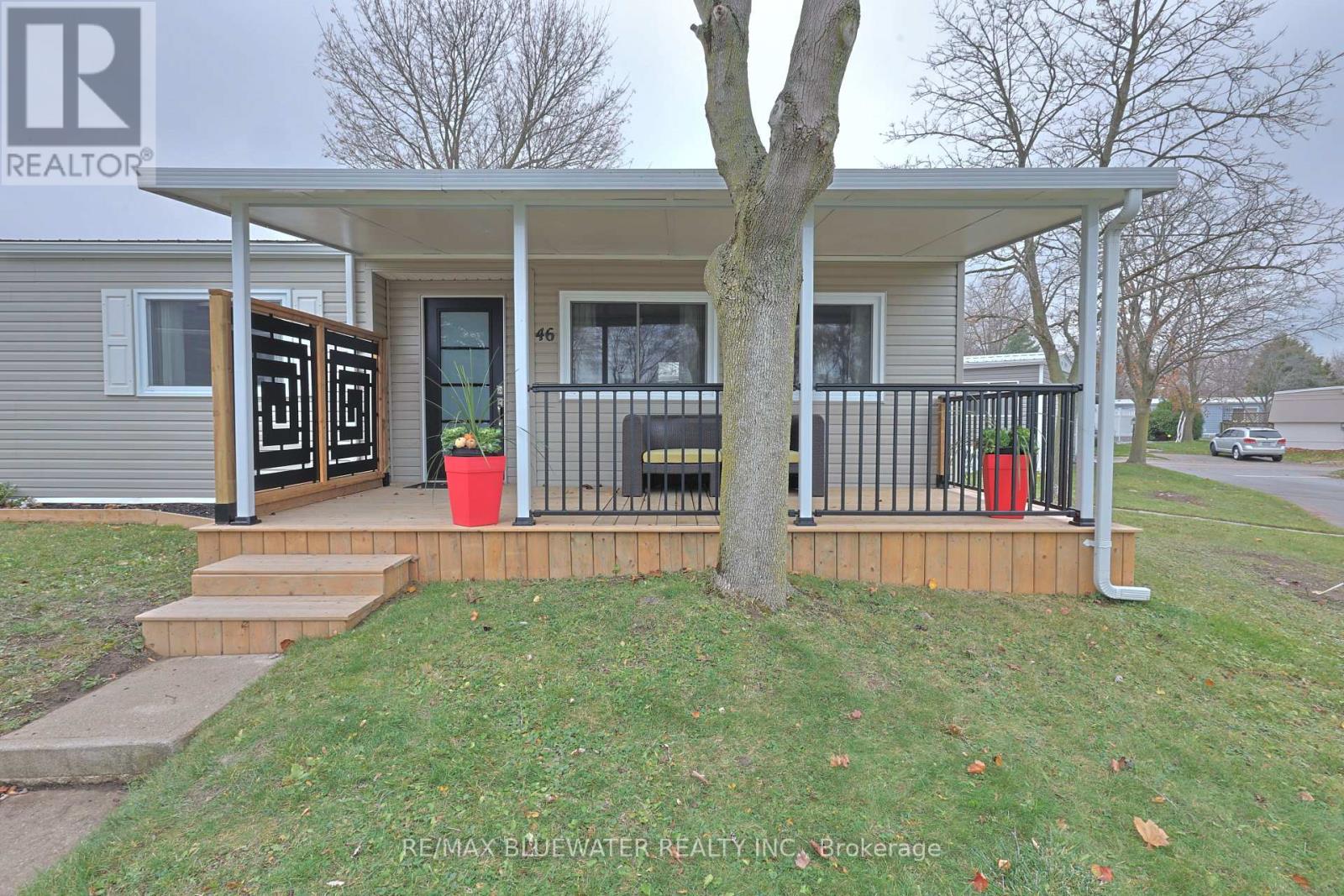 46 St Andrews Place, South Huron, Ontario  N0M 1T0 - Photo 7 - X12566458