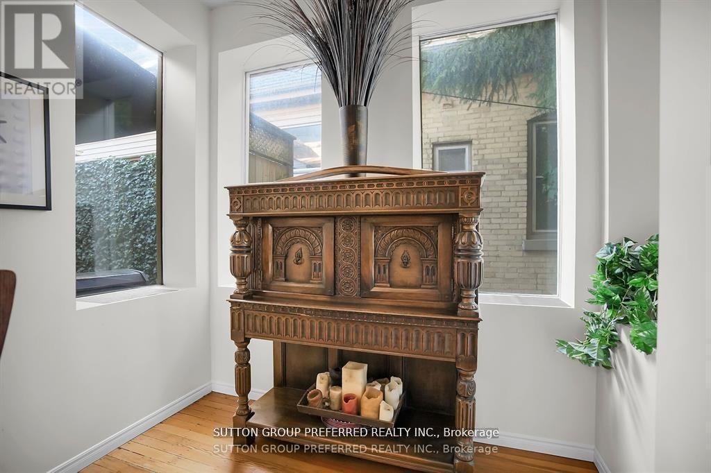 694 Colborne Street, London East, Ontario  N6A 3Z5 - Photo 8 - X12566504