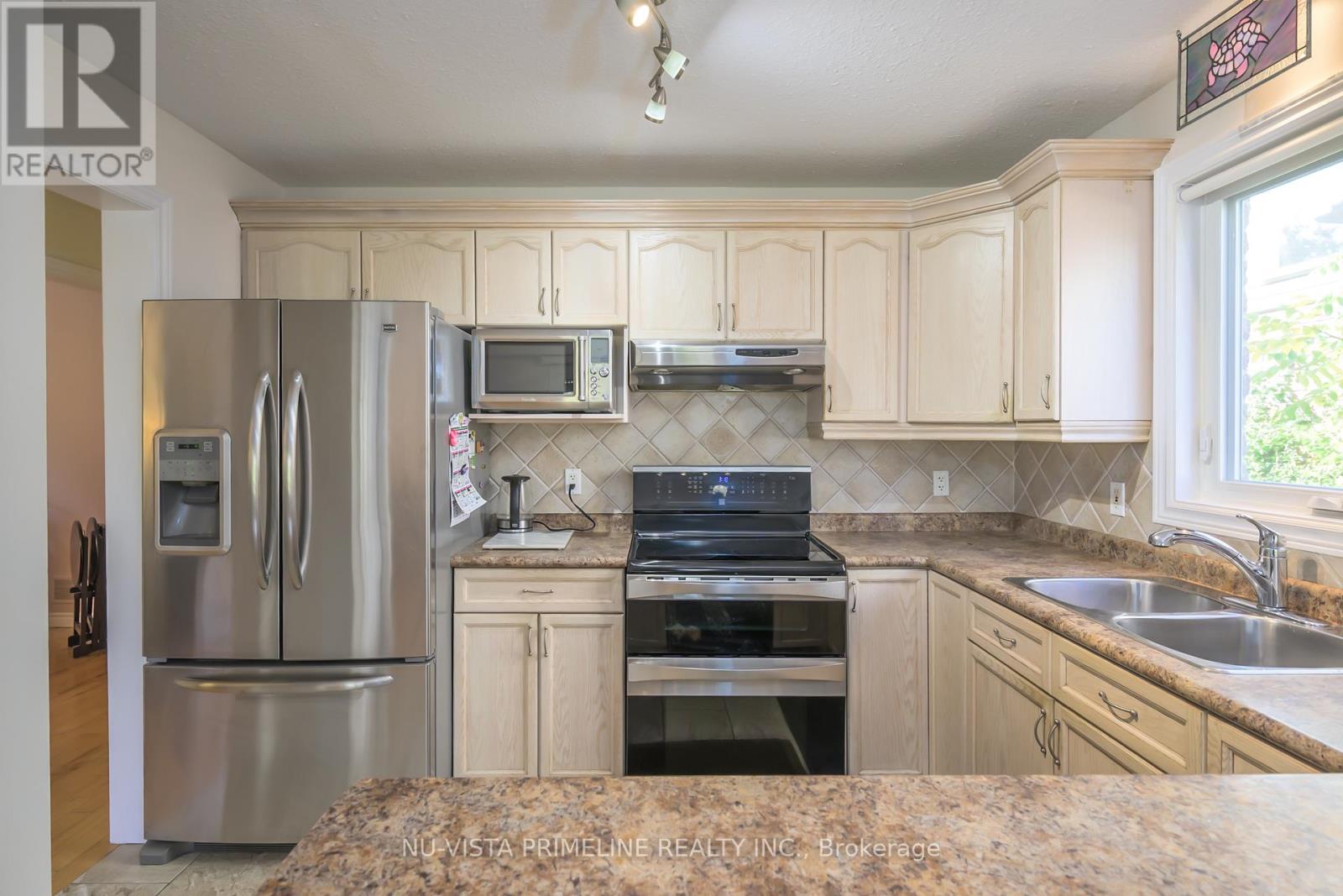 1742 Creekside Street, London North, Ontario  N5X 4L7 - Photo 13 - X12566626