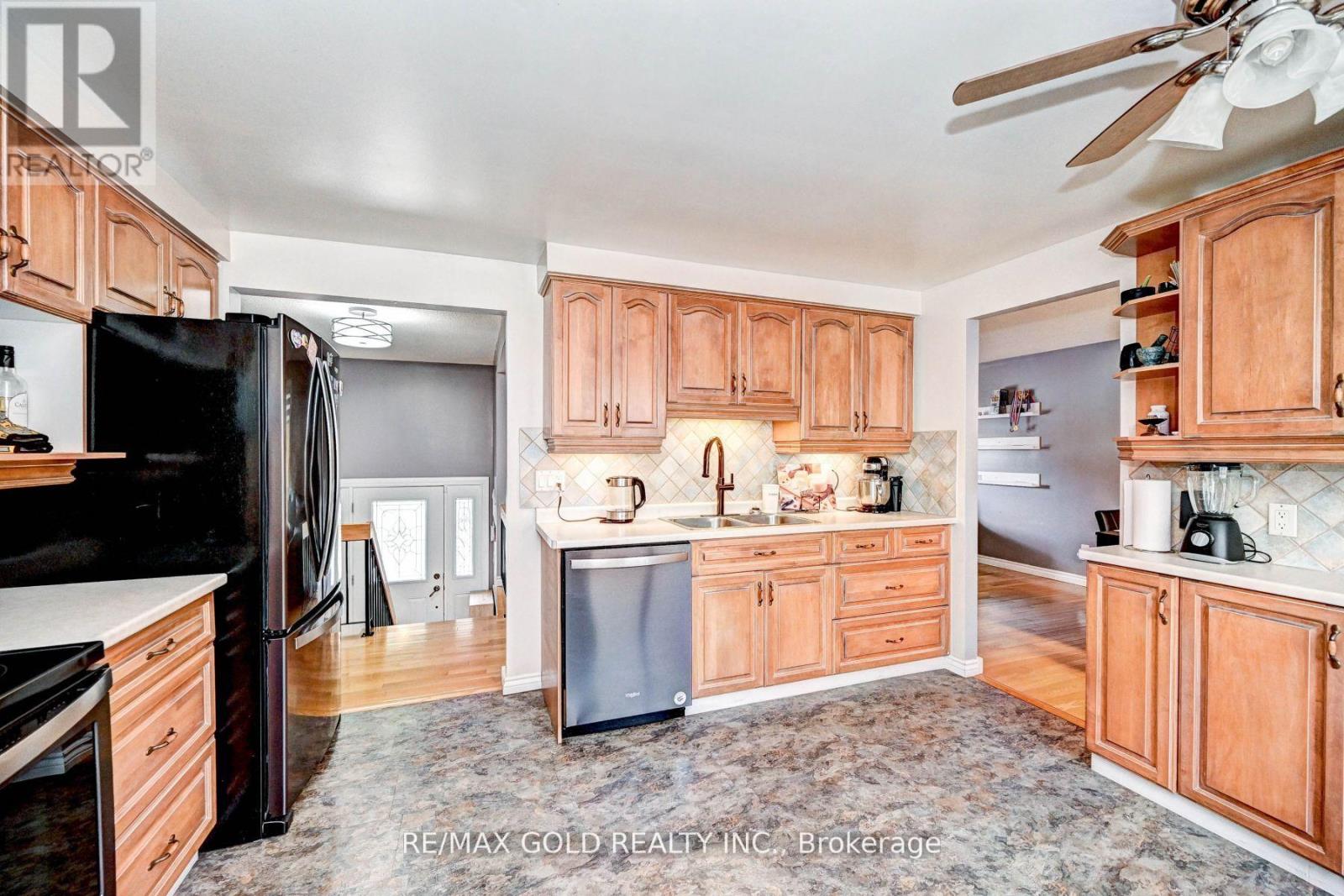 288 Salisbury Avenue, Cambridge, Ontario  N1S 4H4 - Photo 15 - X12566284