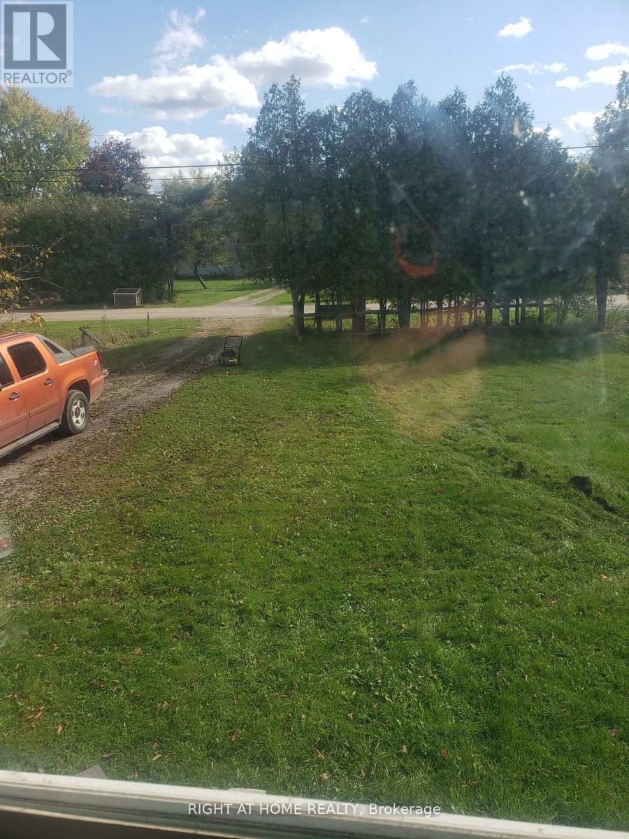 208 Mcguire Beach Road, Kawartha Lakes, Ontario  K0M 2B0 - Photo 4 - X12566298