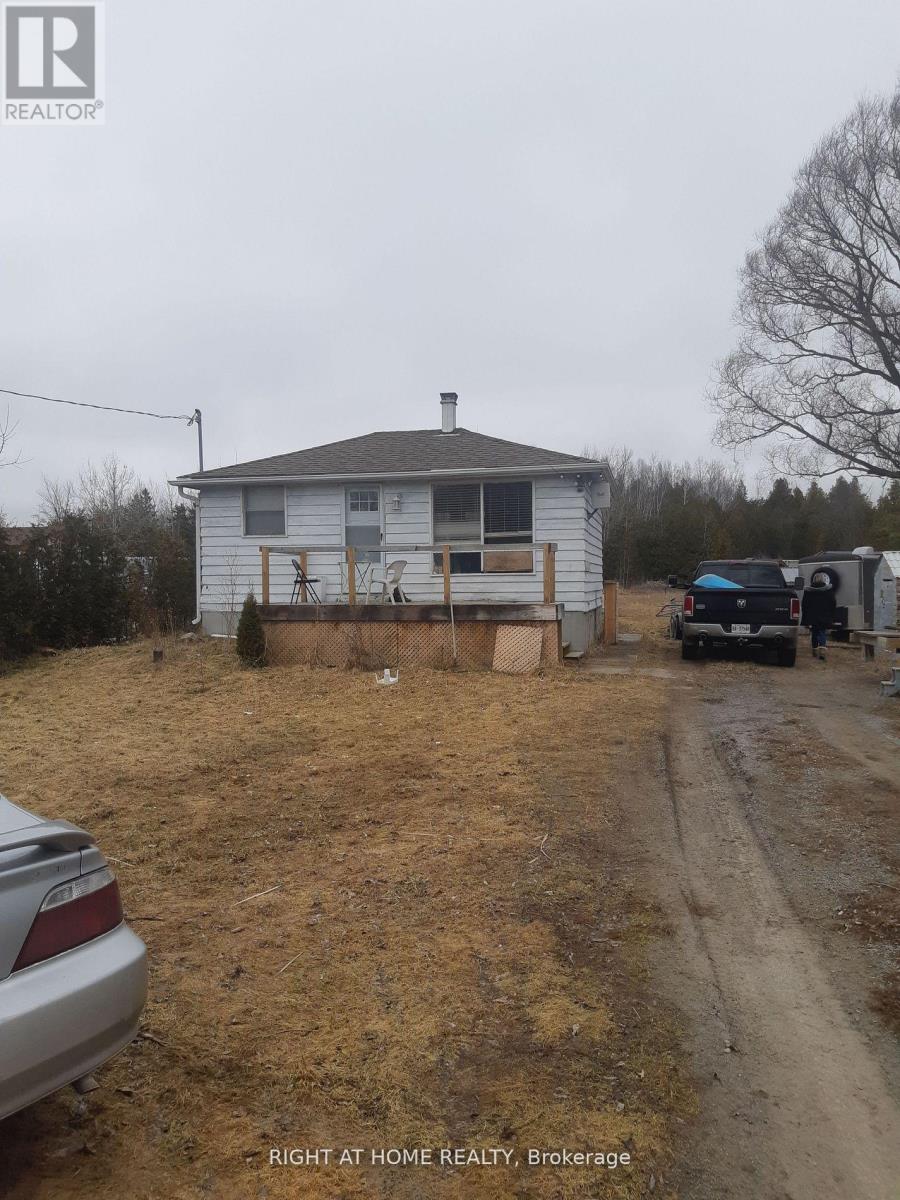 208 Mcguire Beach Road, Kawartha Lakes, Ontario  K0M 2B0 - Photo 7 - X12566298