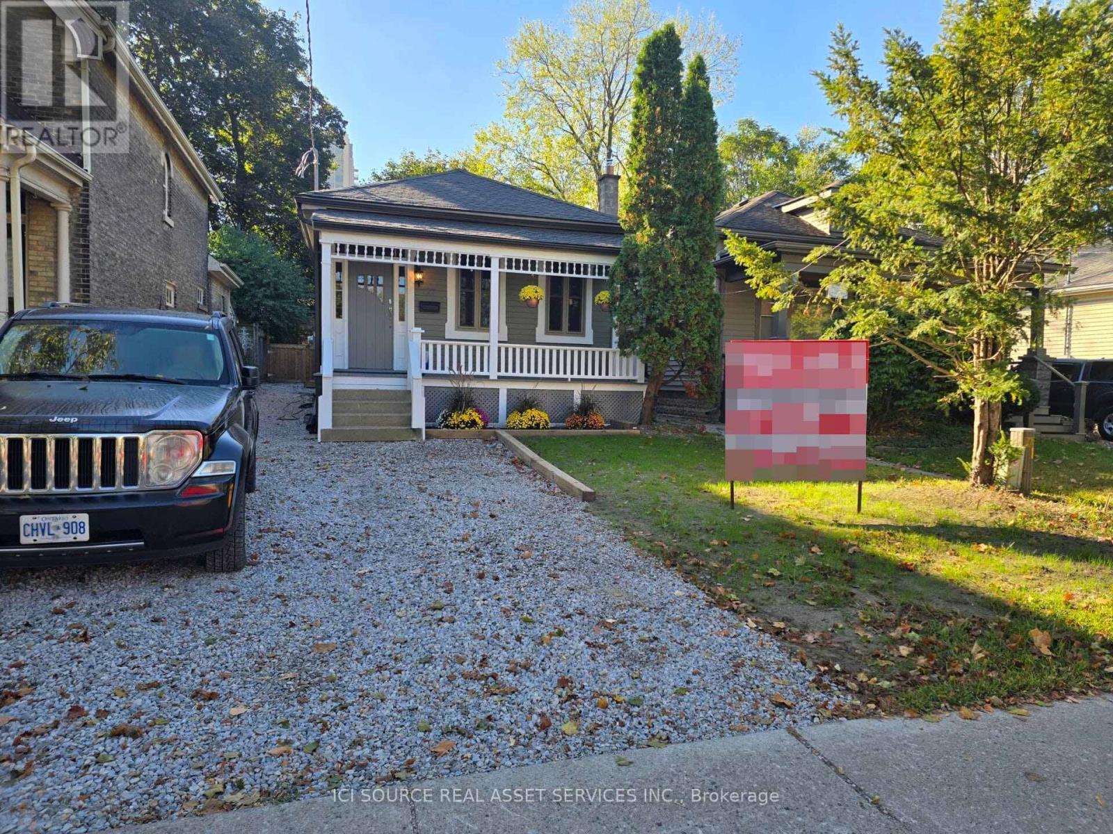 727 Queens Avenue, London East, Ontario  N5W 3H4 - Photo 1 - X12566342