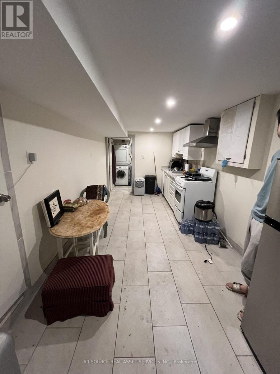 727 Queens Avenue, London East, Ontario  N5W 3H4 - Photo 35 - X12566342