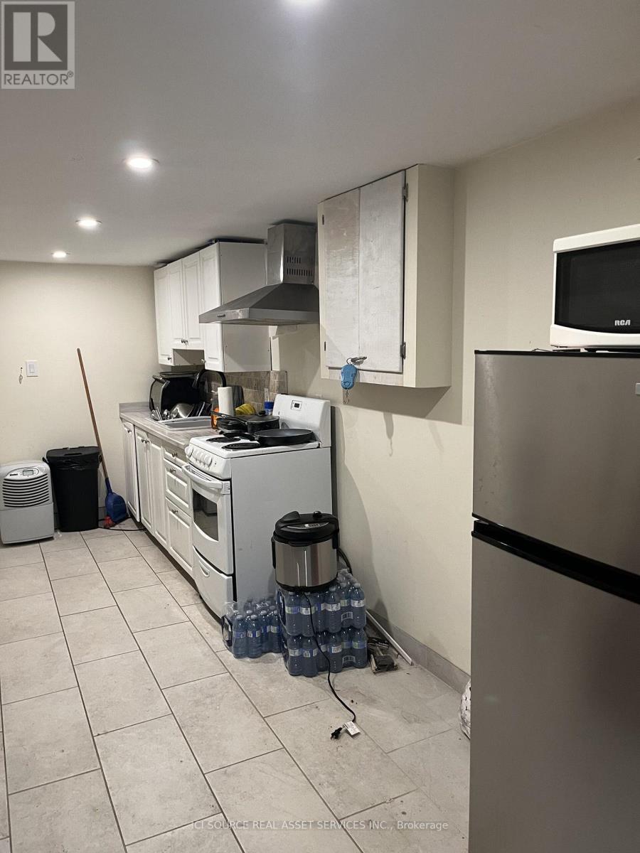 727 Queens Avenue, London East, Ontario  N5W 3H4 - Photo 38 - X12566342