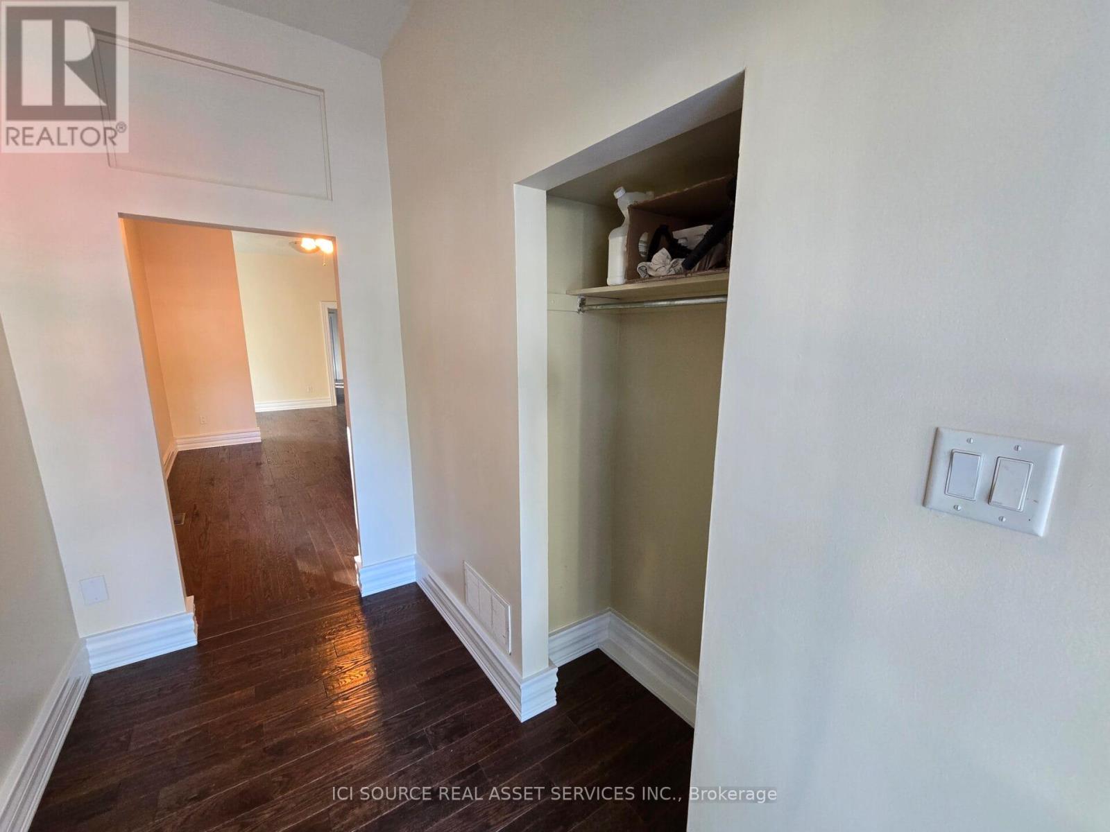 727 Queens Avenue, London East, Ontario  N5W 3H4 - Photo 8 - X12566342