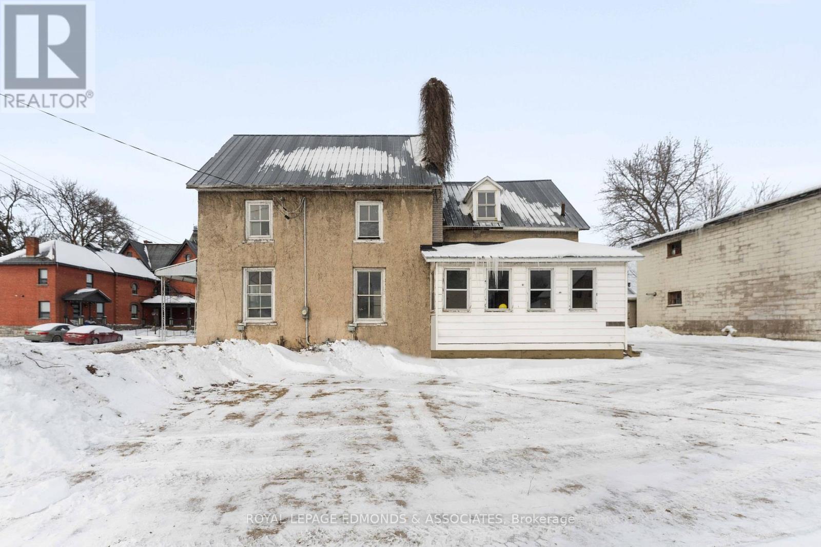 231 Cecelia Street, Pembroke, Ontario K8A 1R8 - Photo 11 - X12566524