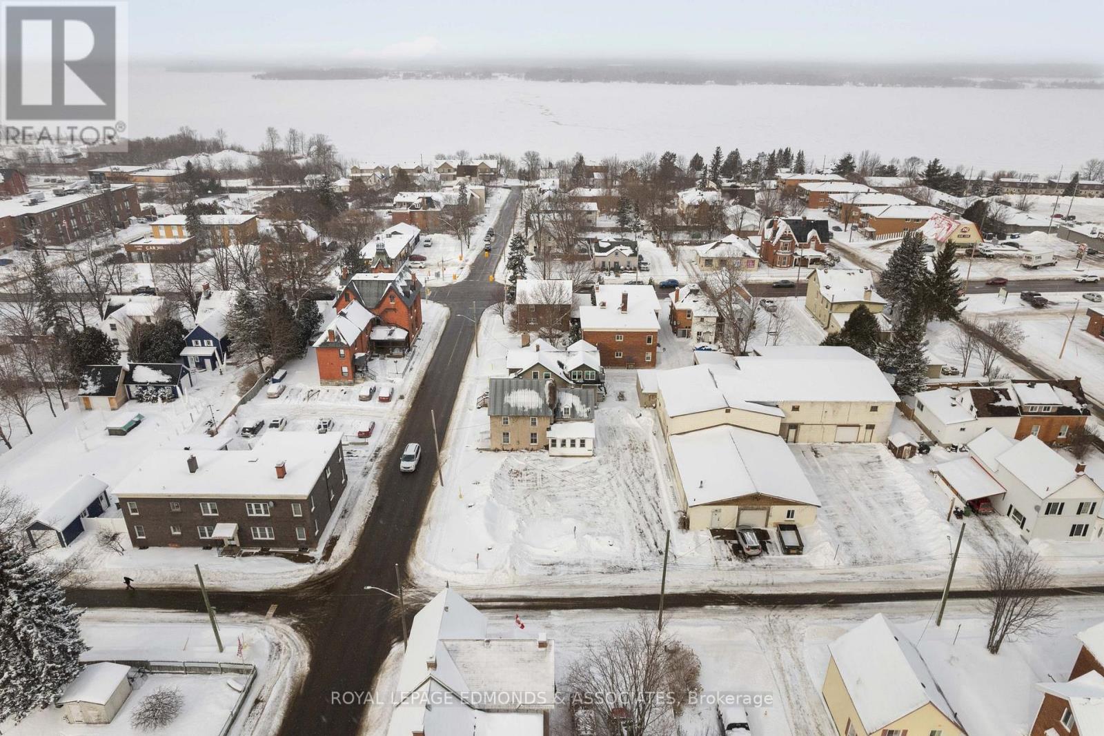 231 Cecelia Street, Pembroke, Ontario K8A 1R8 - Photo 25 - X12566524