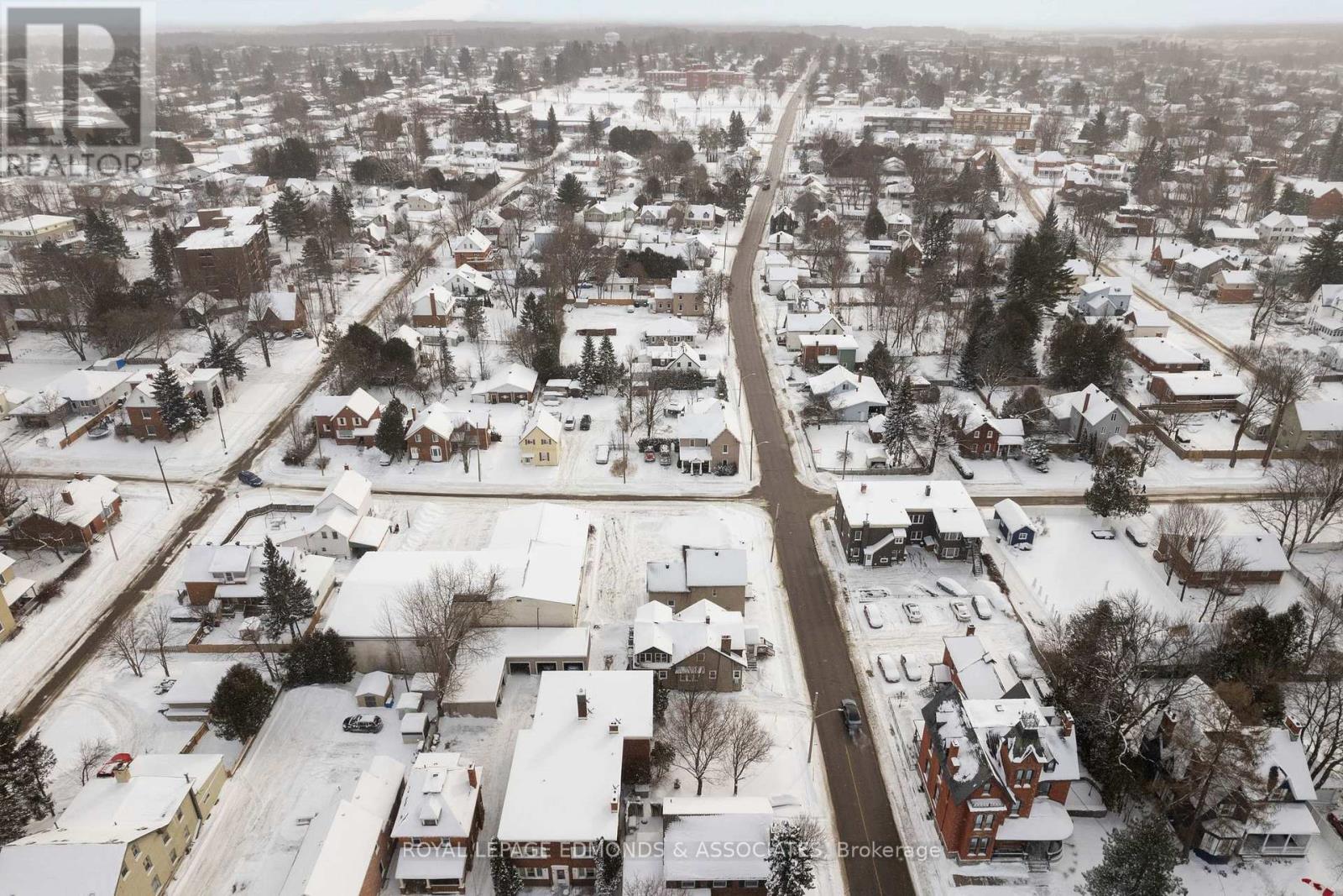 231 Cecelia Street, Pembroke, Ontario K8A 1R8 - Photo 26 - X12566524