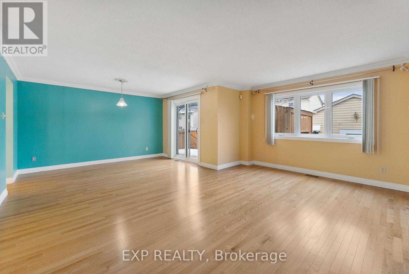 1626 Prestwick Drive, Ottawa, Ontario  K1E 2Y1 - Photo 19 - X12566540