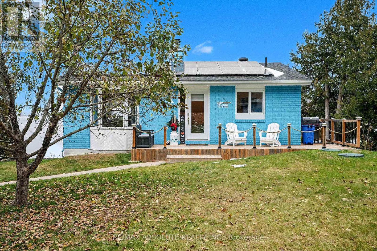 110 Scenic Lane, Ottawa, Ontario  K0A 3M0 - Photo 2 - X12566386